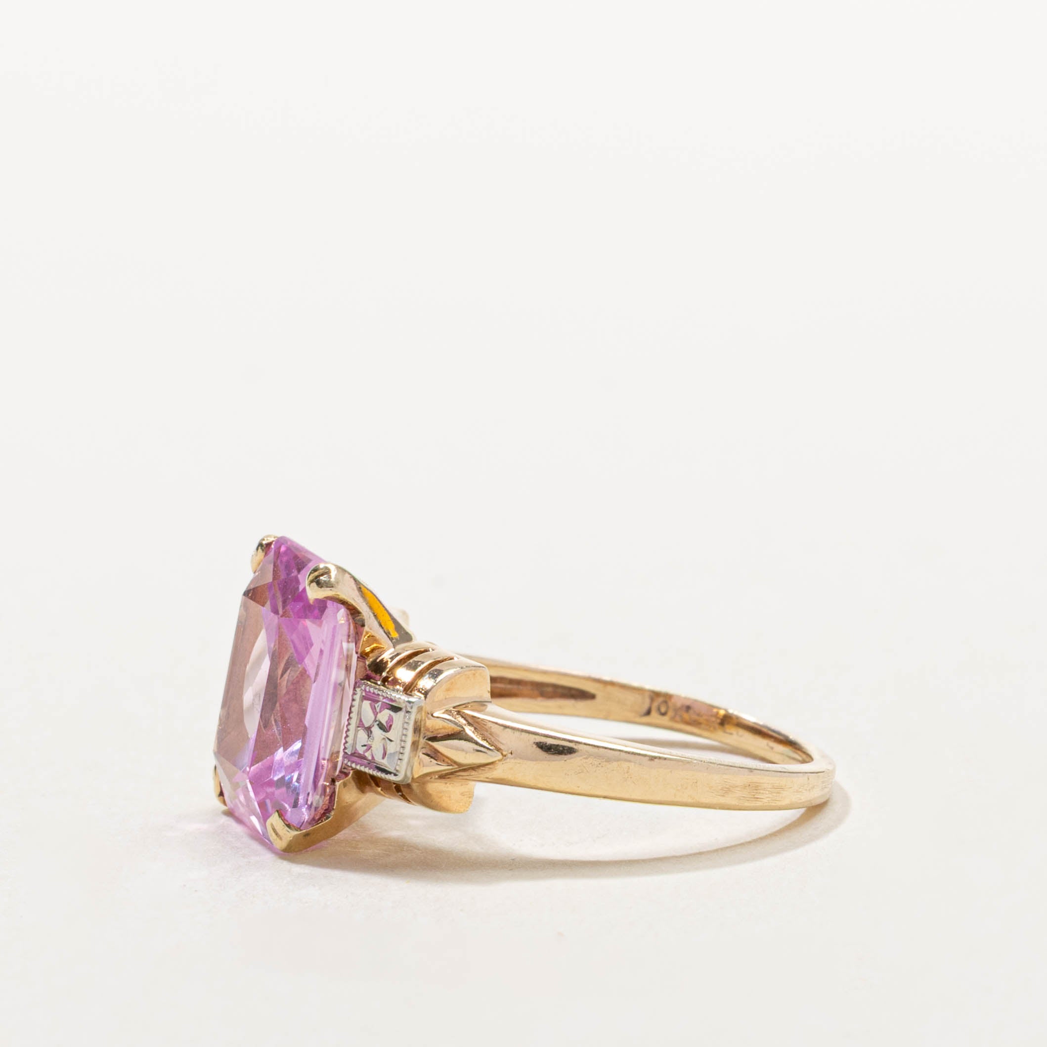 10k Retro Synthetic Sapphire Engraved Ring | 6.50ct | SZ 7.75