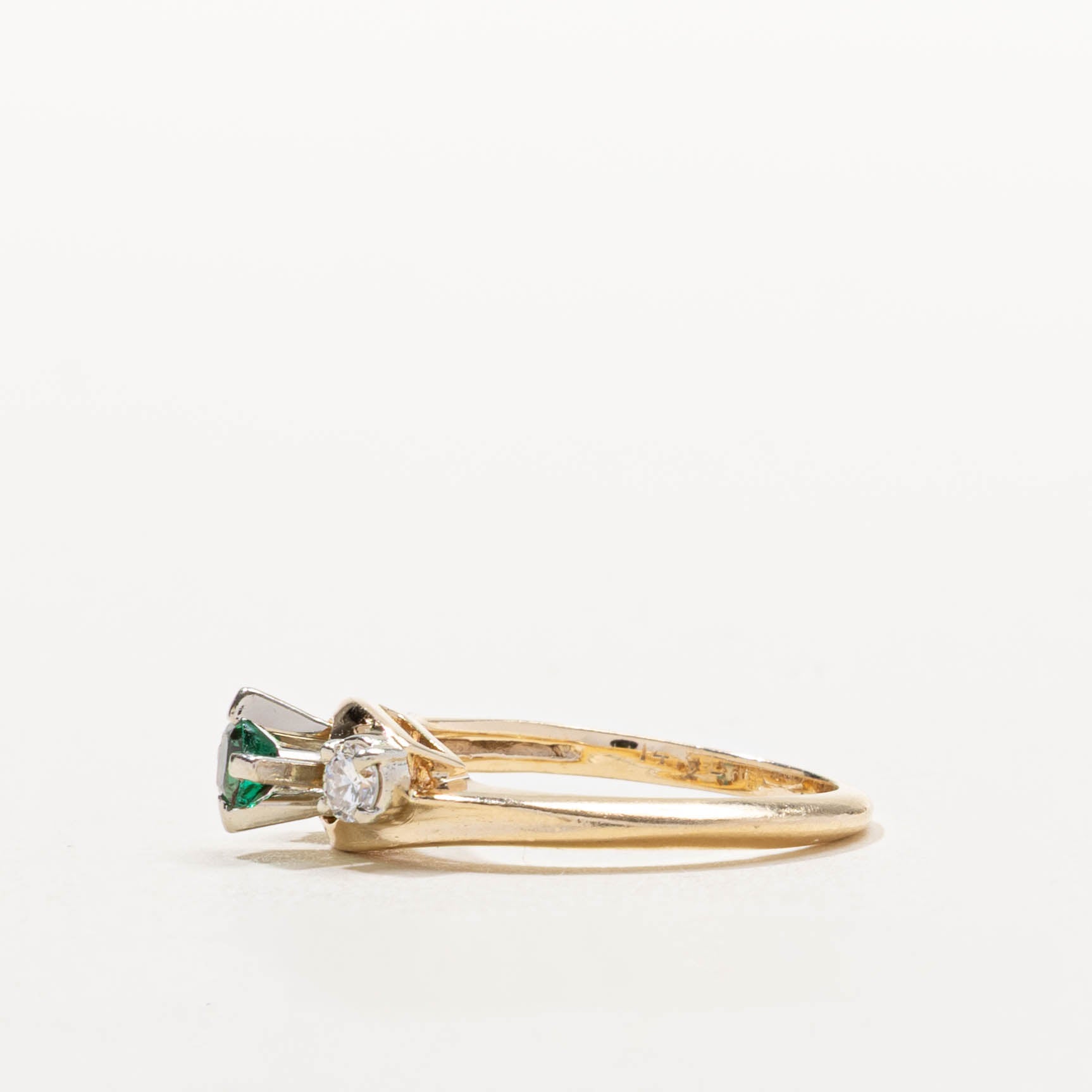 ‘Birks’ 14k Three Stone Green Glass & Diamond Ring | 0.10ct, 0.14ctw | SZ 4