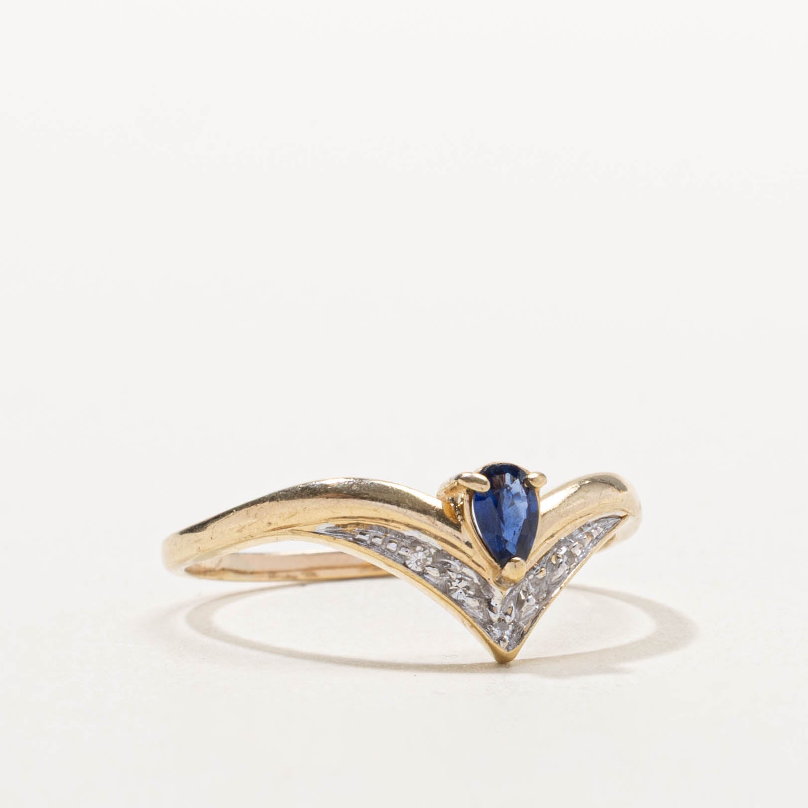 10k Sapphire & Diamond Accented Chevron Ring | 0.17ct, 0.03ctw | SZ 9