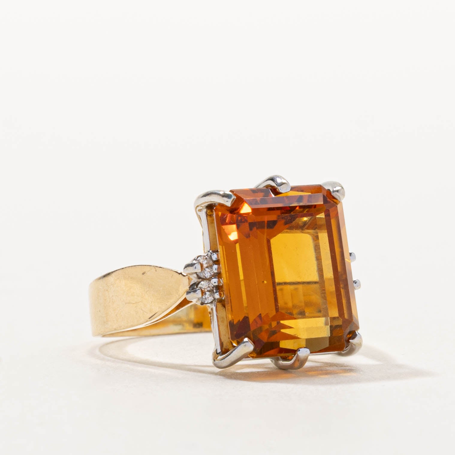 14k Citrine & Diamond Accented Ring | 6.00ct, 0.06ctw | SZ 5