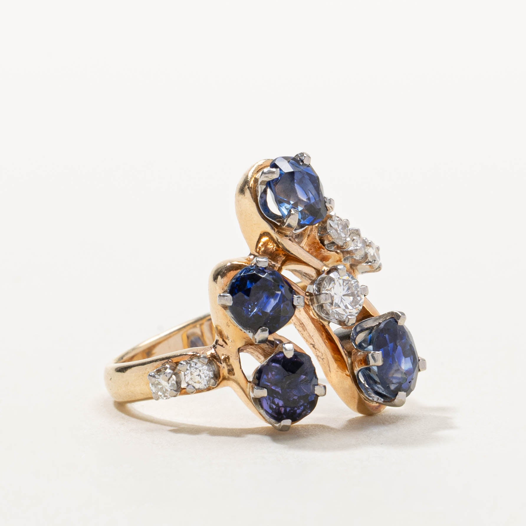 10k Sapphire & Diamond Cluster Cocktail Ring | 3.78ctw, 0.32ctw | SZ 6.75