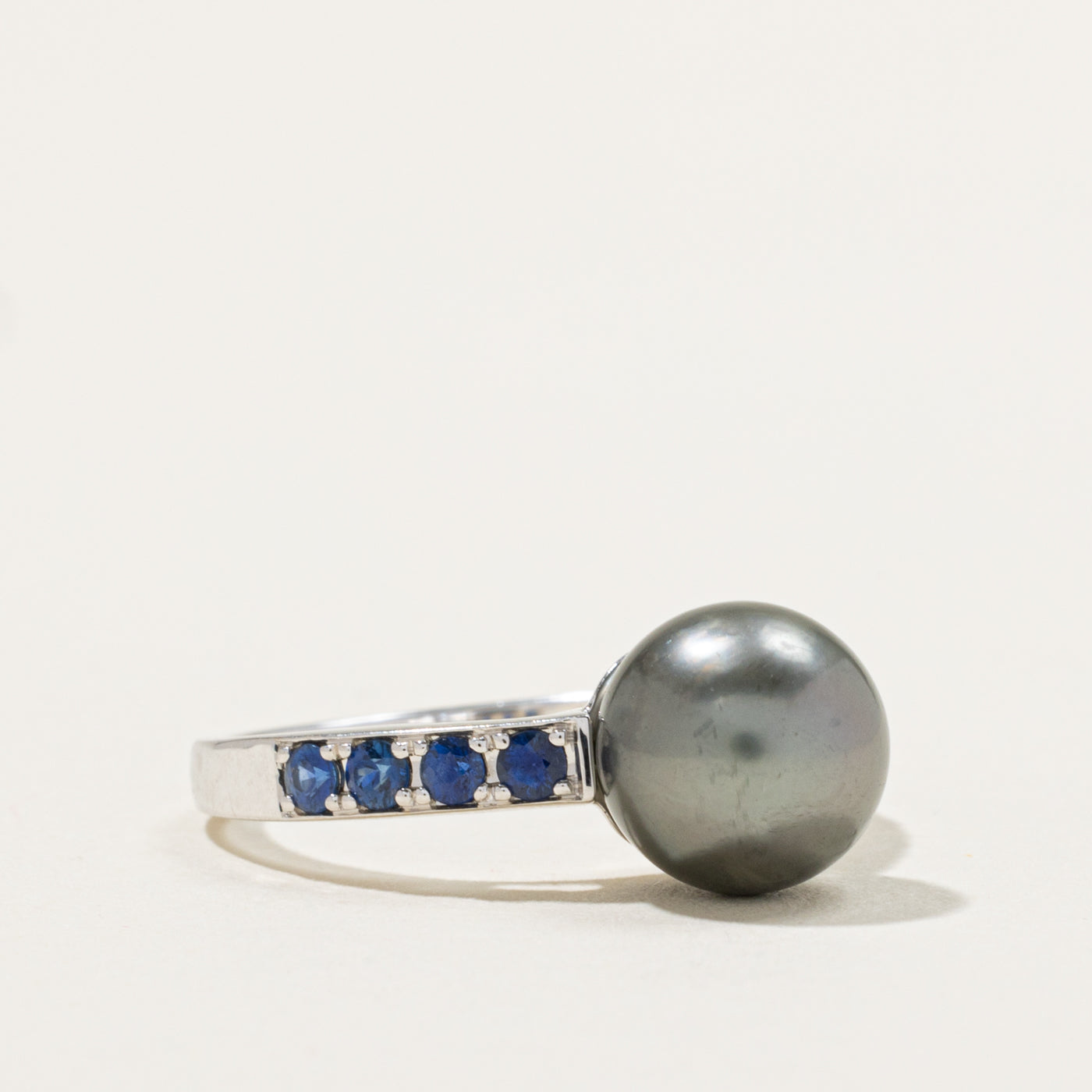 18k Tahitian Pearl & Sapphire Accented Ring | 0.45ctw | SZ 7