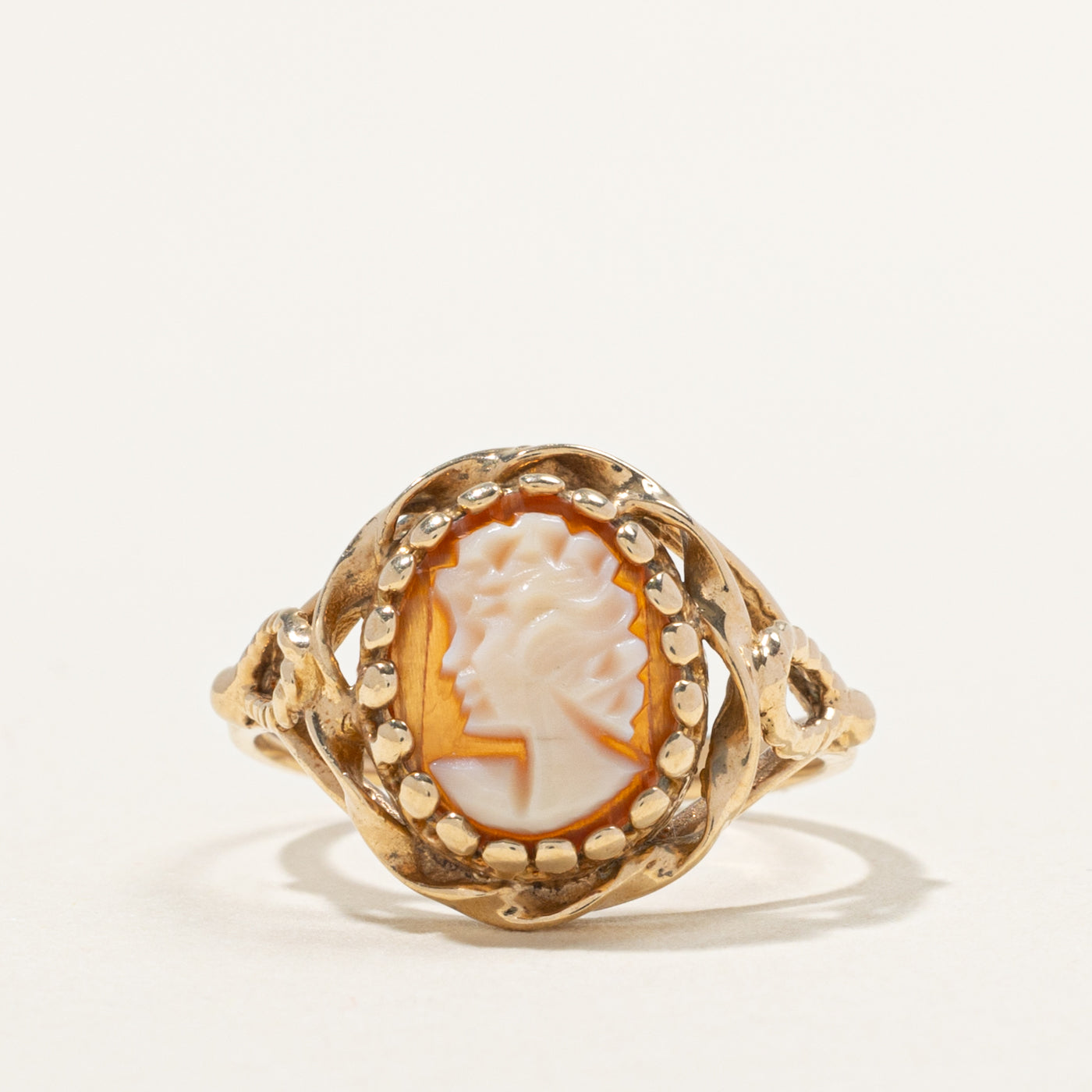 10k Solitaire Shell Cameo Textured Ring | 1.20ct | SZ 5
