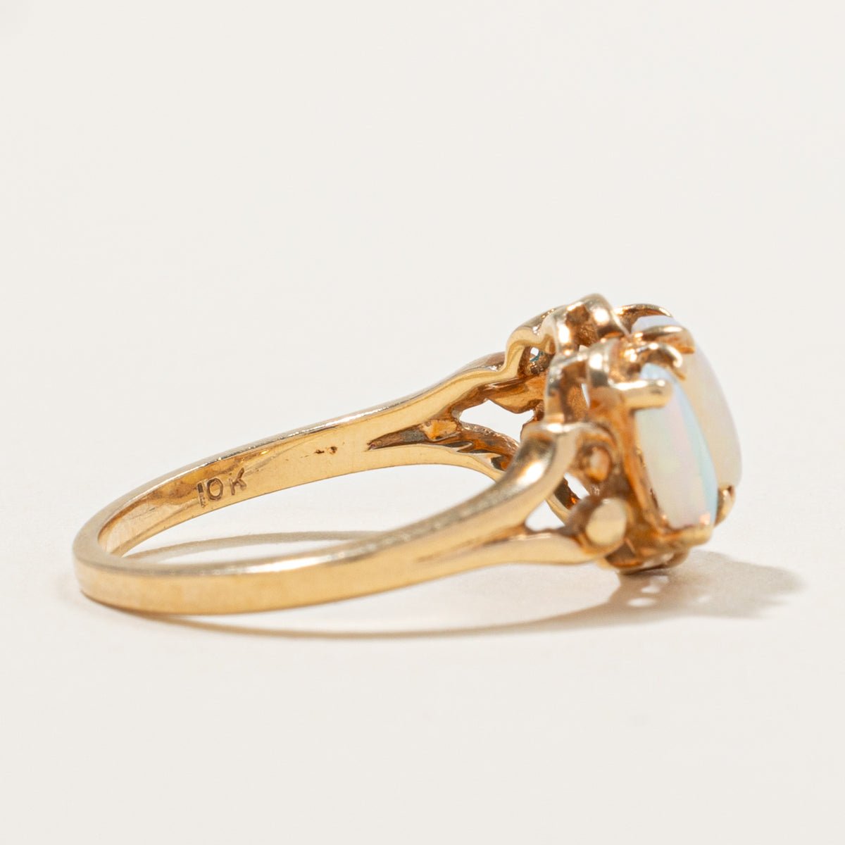 10k Three Stone Opal Openwork Ring | 1.00ctw | SZ 6