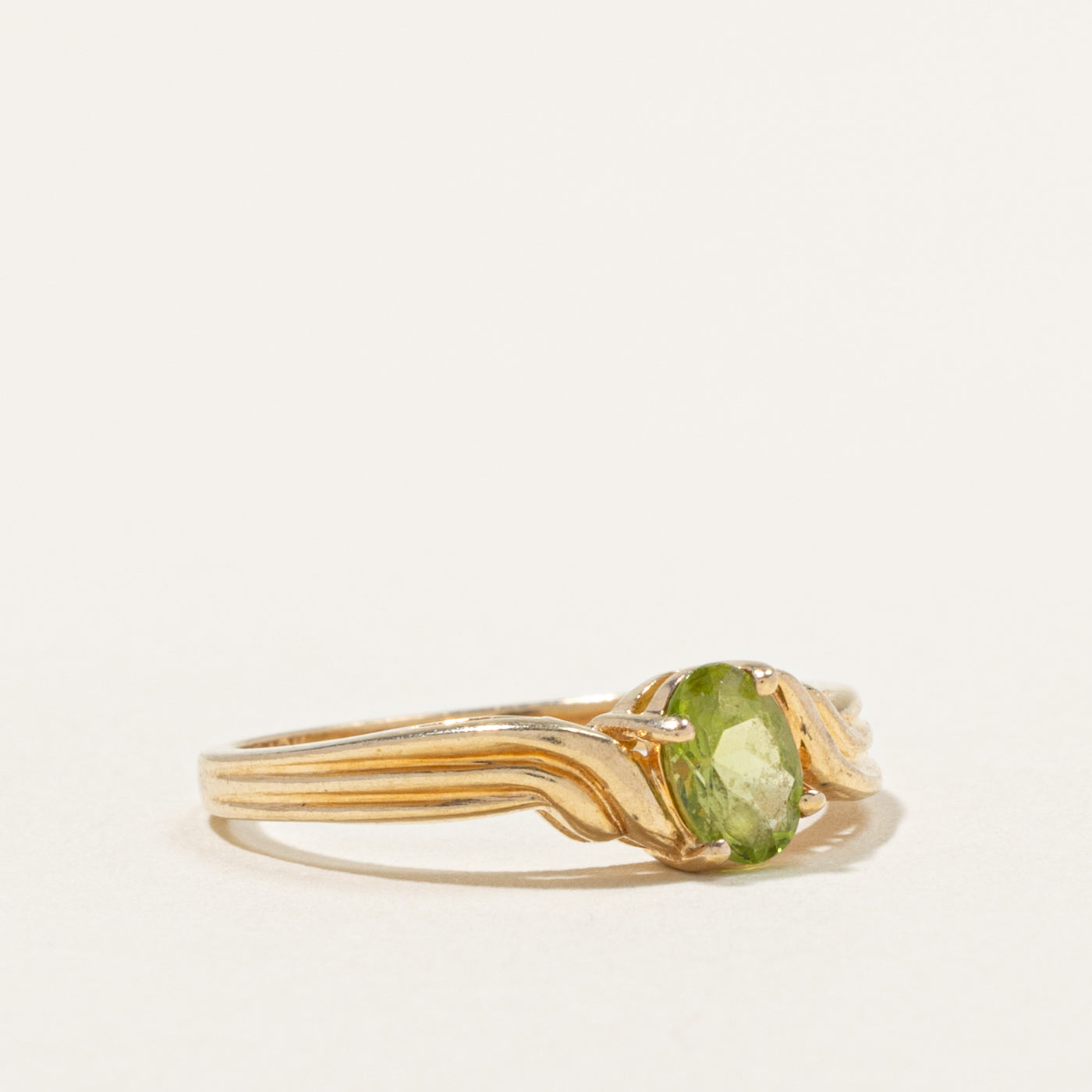 10k Solitaire Peridot Grooved Bypass Ring | 0.45ct | SZ 6.5