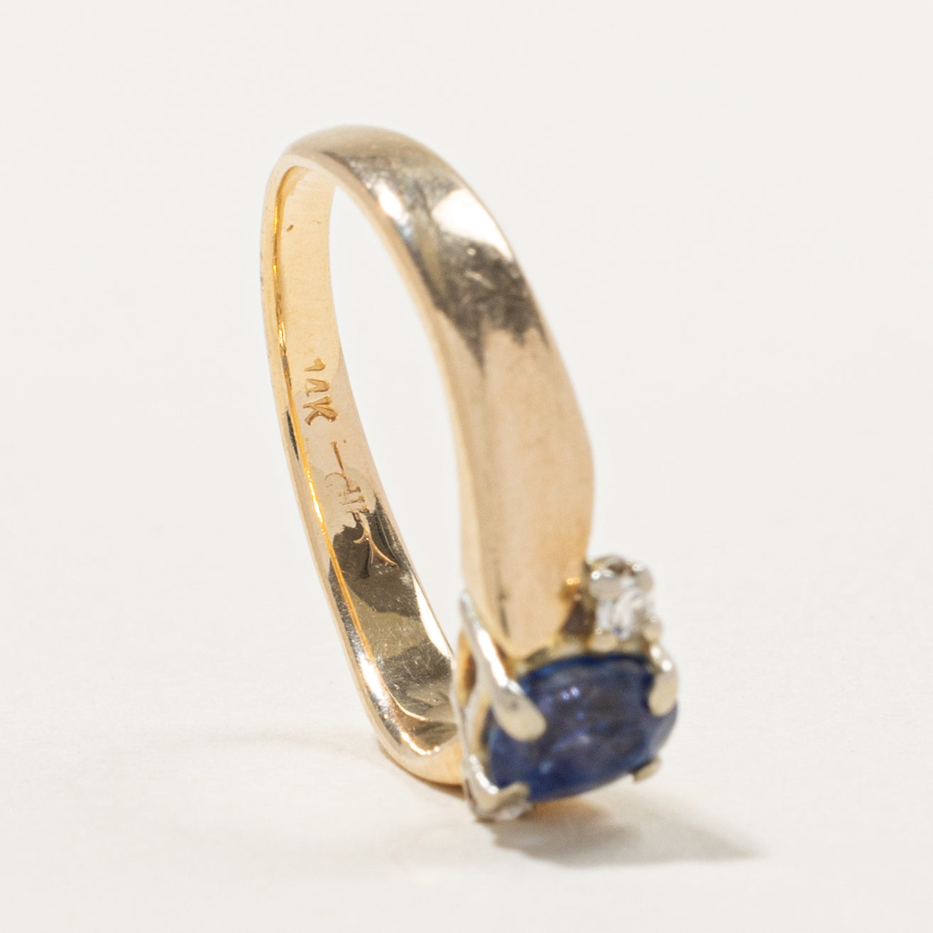 14k Oval Cut Sapphire & Diamond Accented Ring | 0.70ct, 0.04ctw | SZ 5