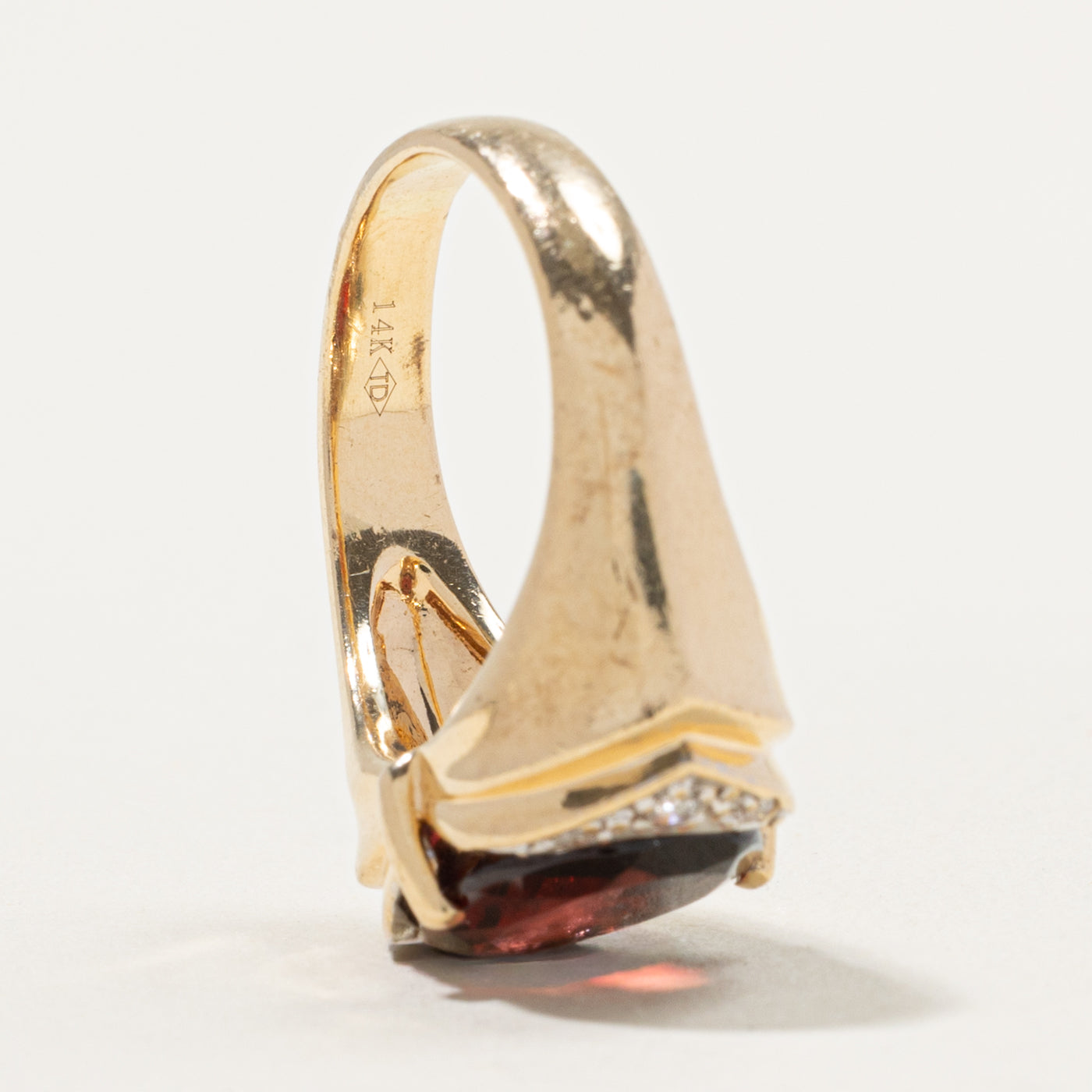 14k East West Garnet & Diamond Accented Ring | 4.50ct, 0.08ctw | SZ 7.5