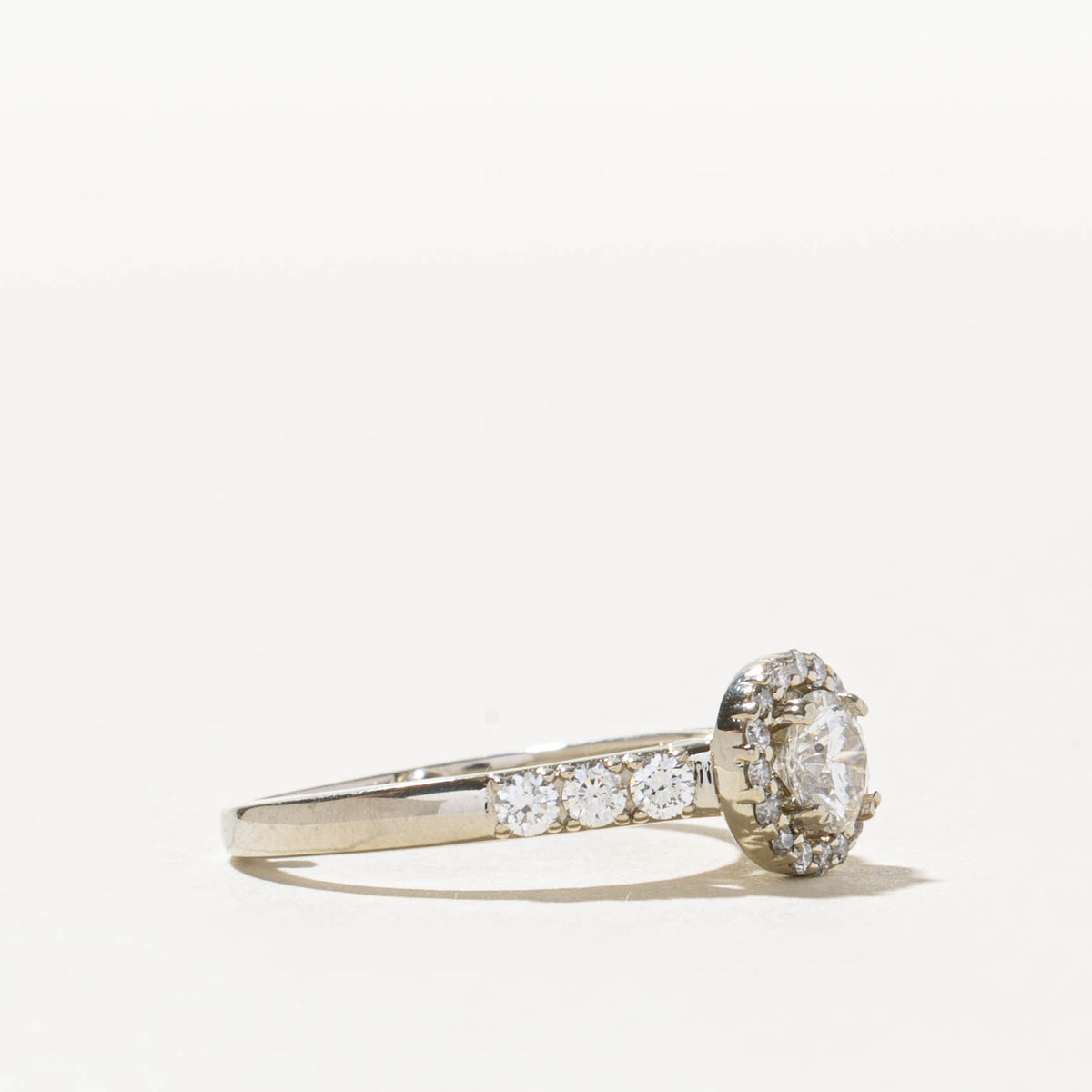 19k Pave Set Diamond Halo Ring | 0.46ct SI2 H, 0.32ctw | SZ 3.5