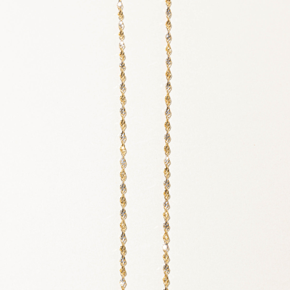 10k Yellow & White Gold Singapore Chain | 2.70mm | 18"