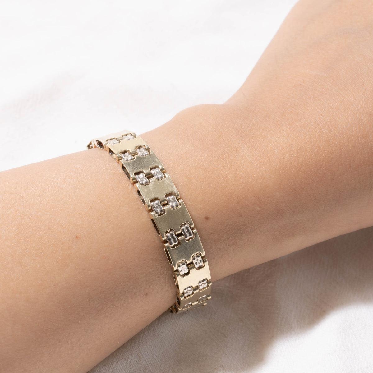 10k Yellow Gold Wide Chain Bracelet | 10mm | 7.5"