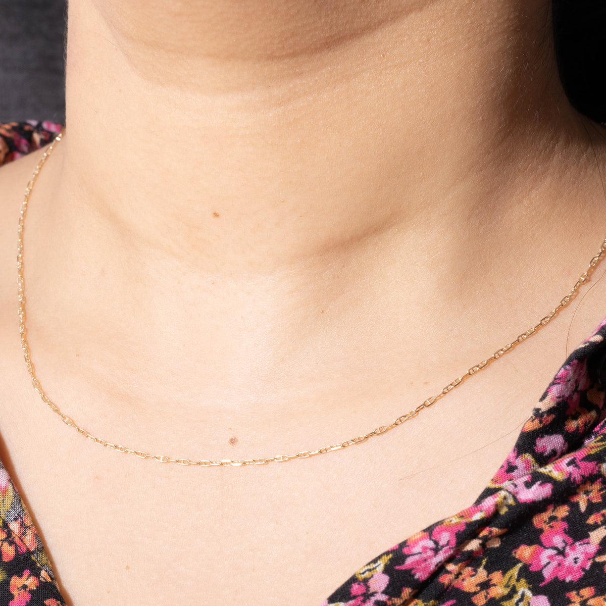 10k Yellow Gold Thin Anchor Chain | 1.45mm | 18.5"