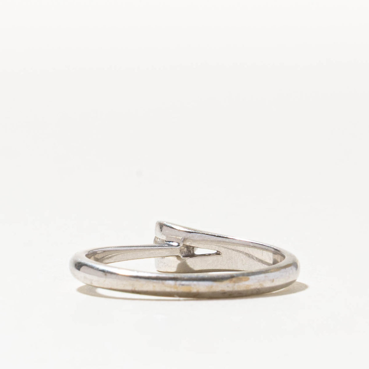Italian Solitaire Diamond Geometric Ring | 0.08ct | SZ 7.25