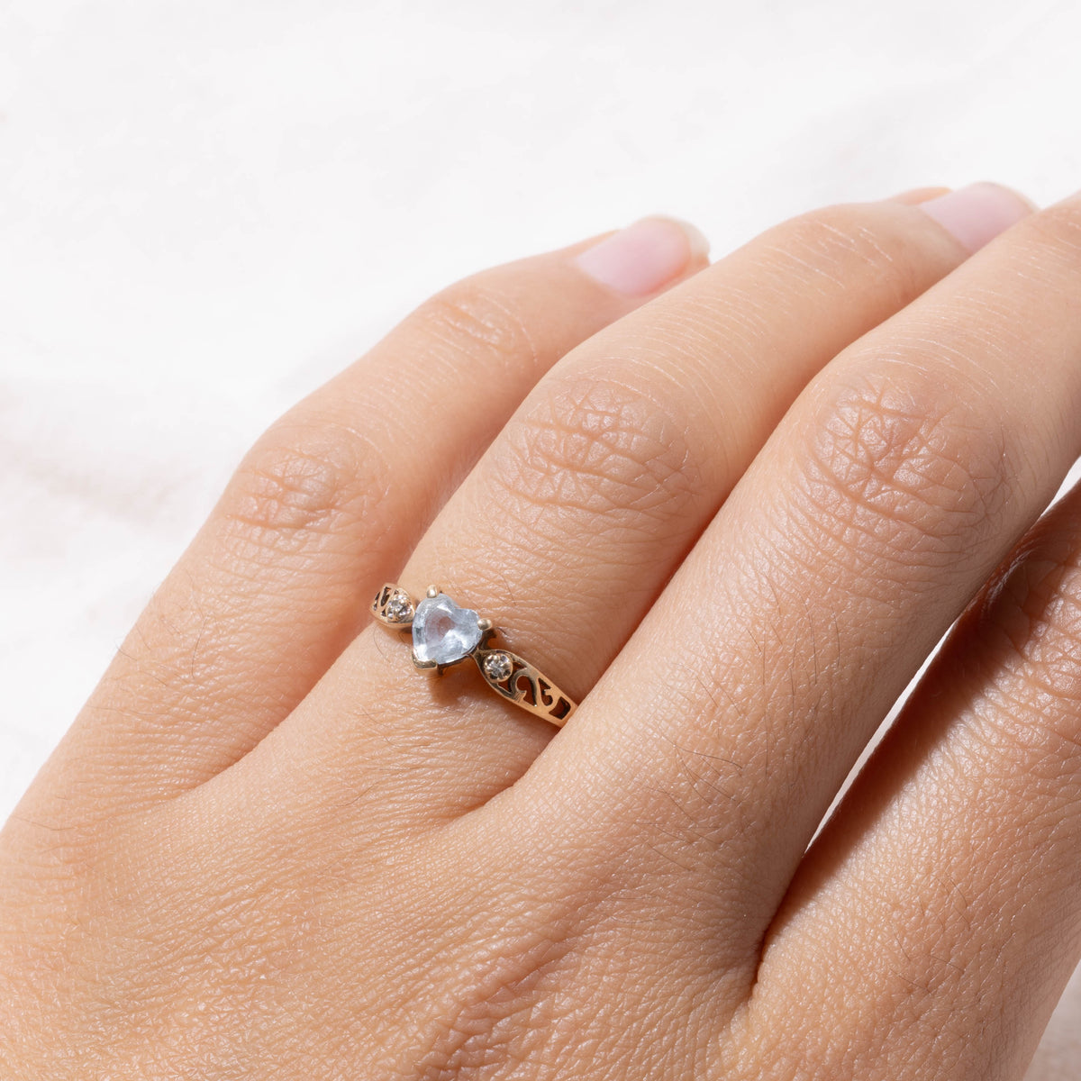 10k Heart Cut Aquamarine & Diamond Scrollwork Ring | SZ 5.5