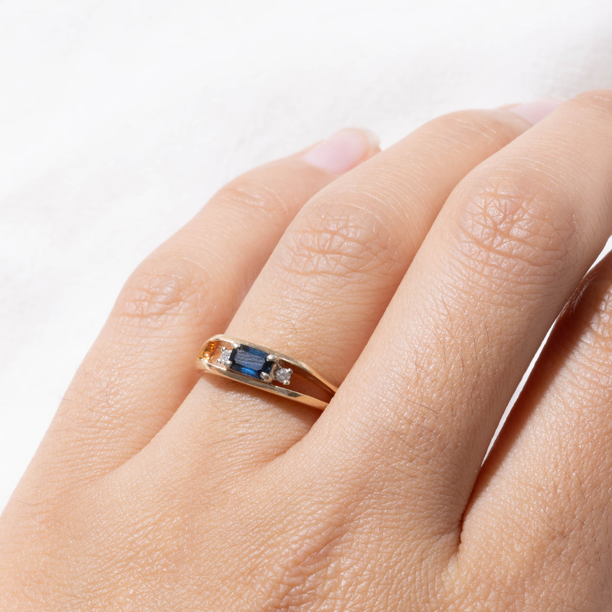 14k East West Emerald Cut Sapphire & Diamond Ring | SZ 6.5