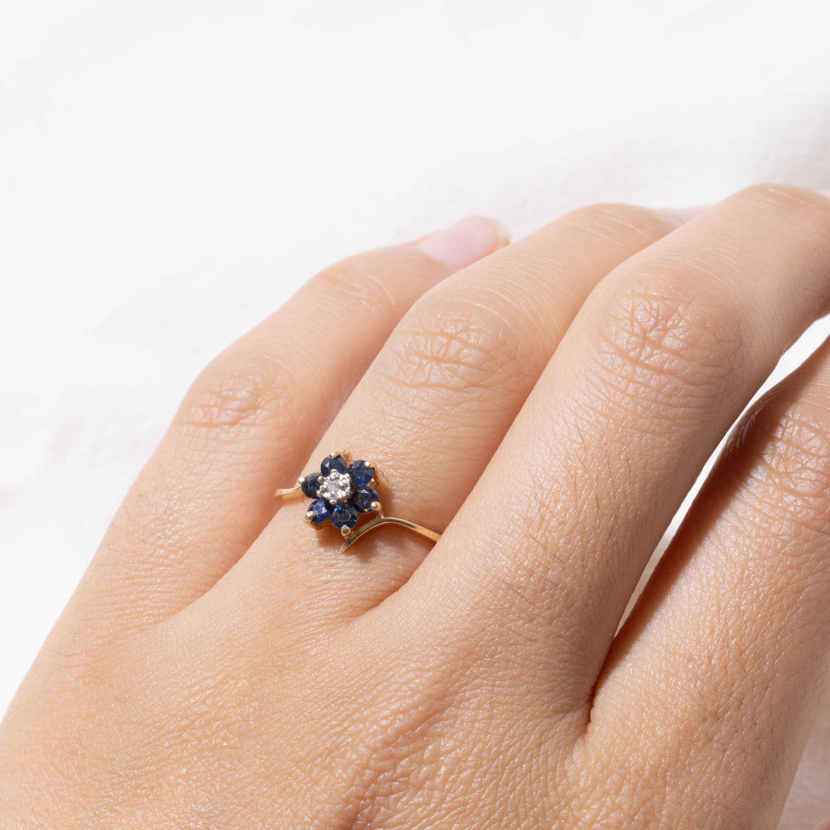 14k Sapphire & Diamond Floral Cluster Bypass Ring | SZ 6.5