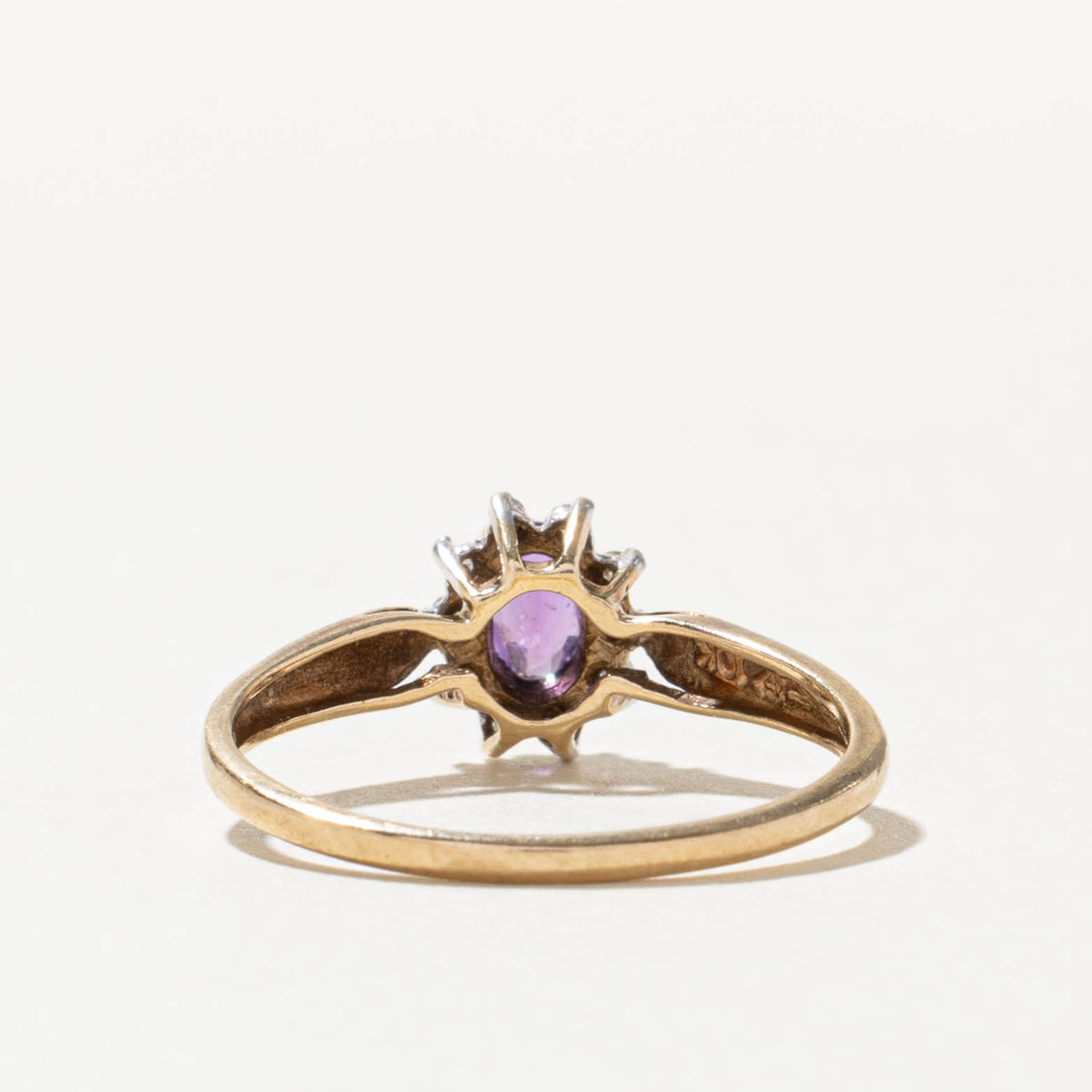 10k Oval Cut Amethyst & Diamond Petal Halo Ring | SZ 7.5