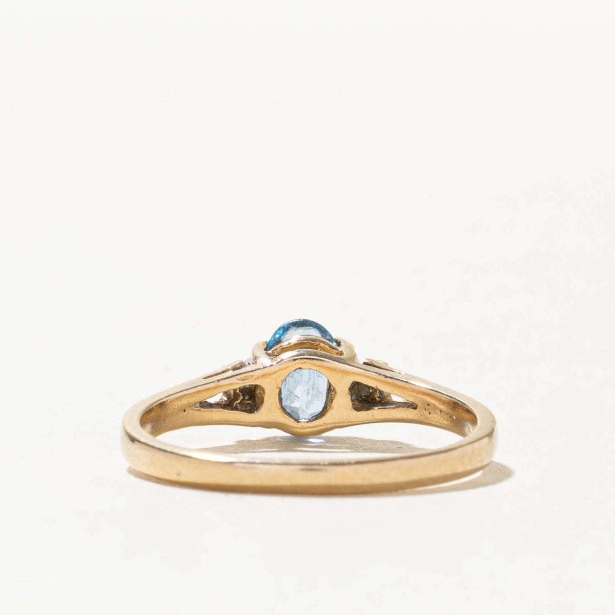 14k Oval Cut Topaz & Diamond Accented Open Shank Ring | SZ 6