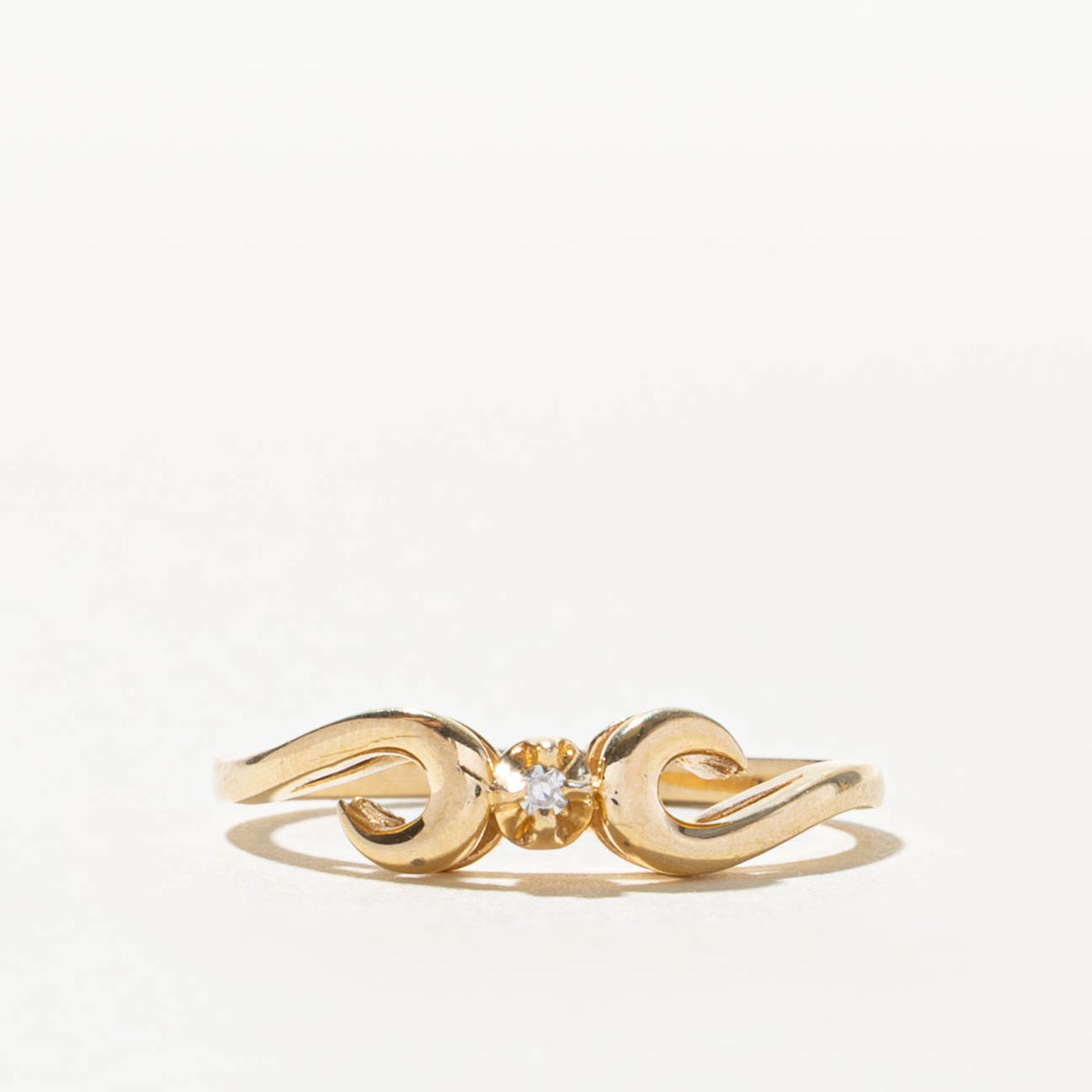 10k Single Diamond Scrollwork Bypass Ring | SZ 6.25