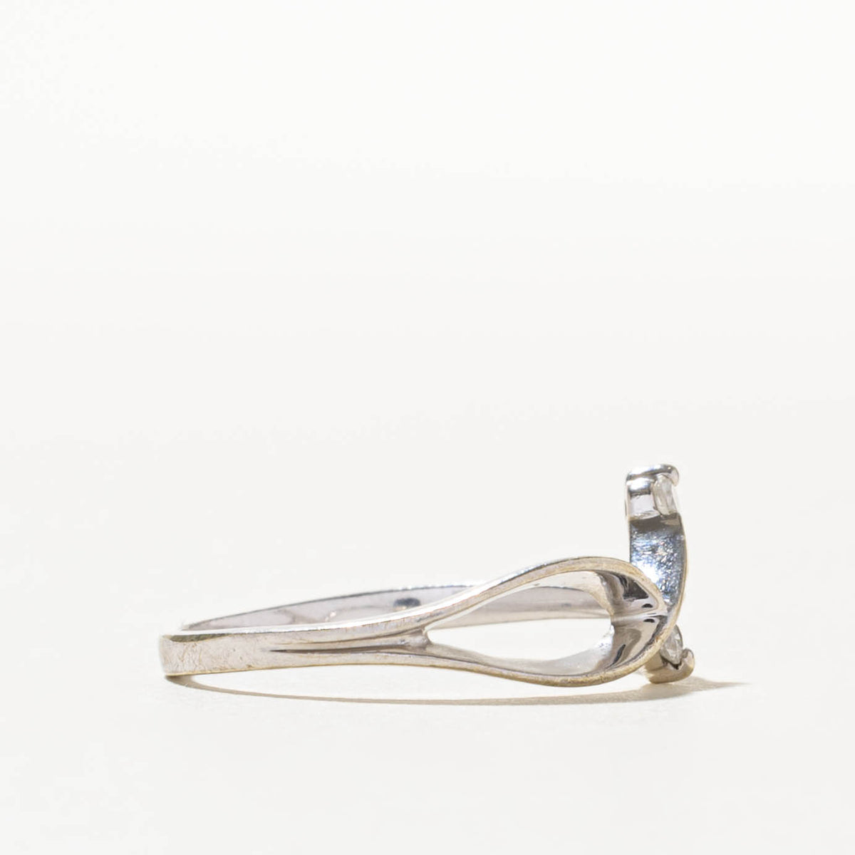 10k Two Stone Diamond Abstract Bypass Ring | SZ 6.75