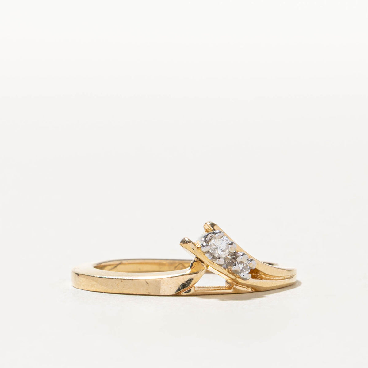 14k Two Stone Diamond Plain Bypass Ring | SZ 5.5