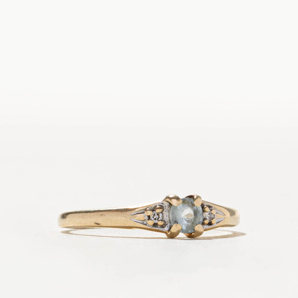 10k Round Cut Aquamarine & Diamond Accented Ring | SZ 3