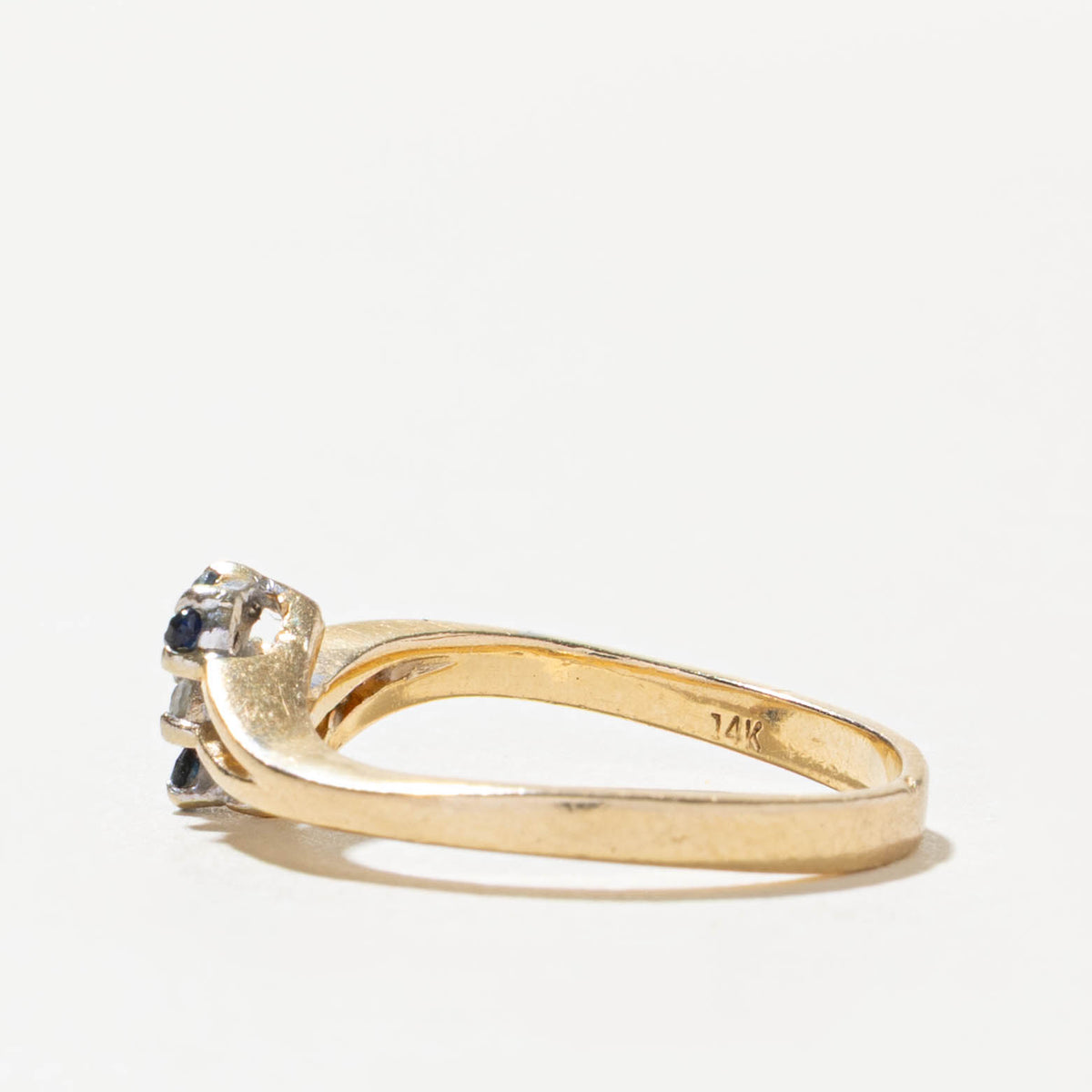 14k Diamond & Sapphire Cluster Bypass Ring | SZ 6