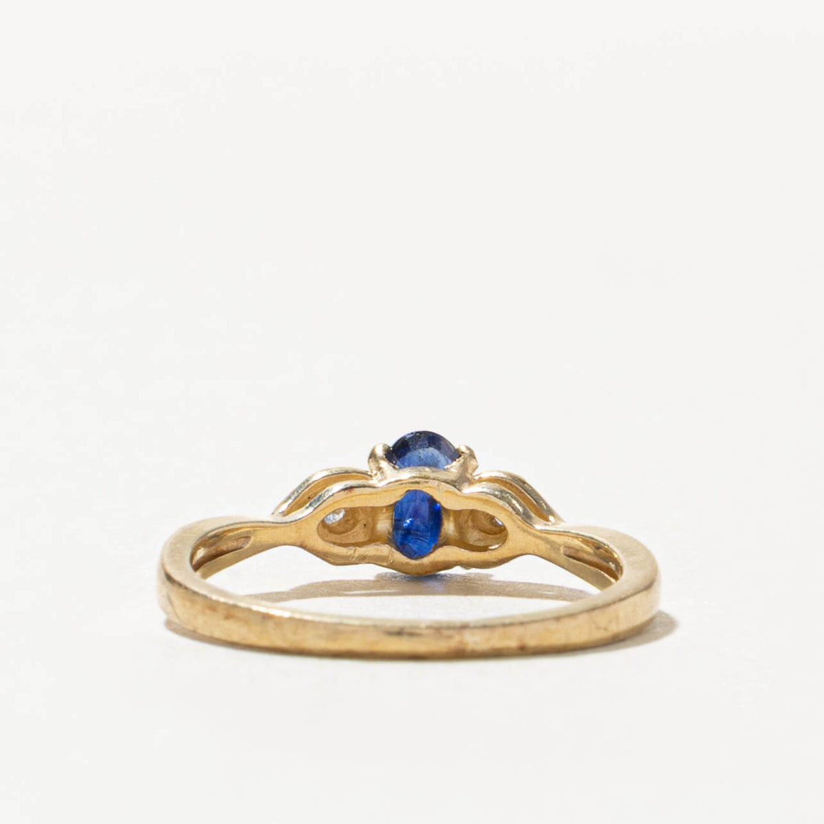 10k Oval Cut Sapphire & Diamond Accented Ring | SZ 3.5