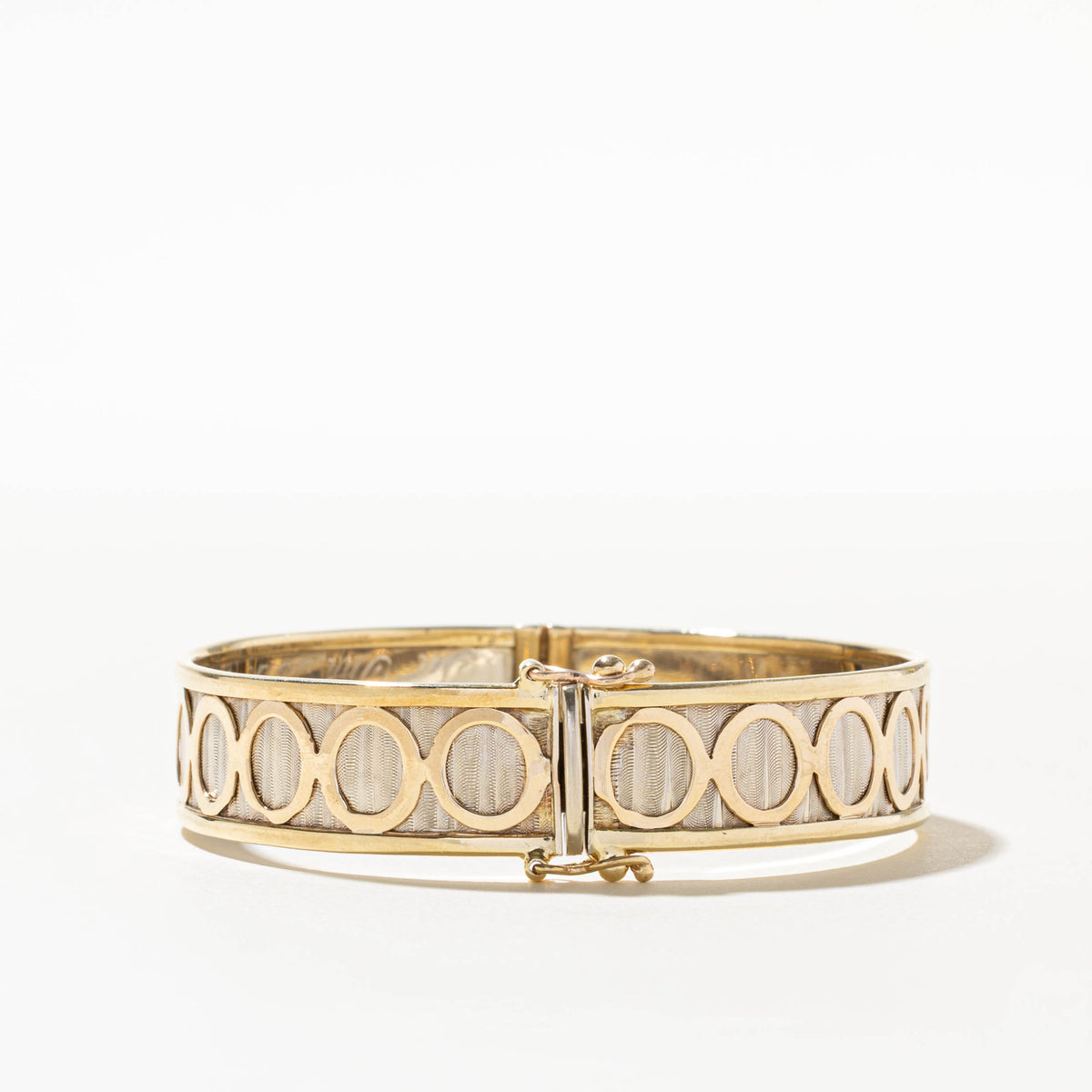 14k Yellow & White Gold Grooved Geometric Bangle | 6"