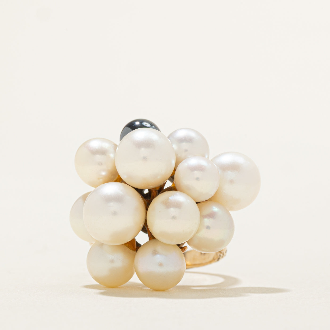 Split Shank Pearl & Hematite Cocktail Ring | 28.16ctw, 3.00ct | SZ 6.5 |