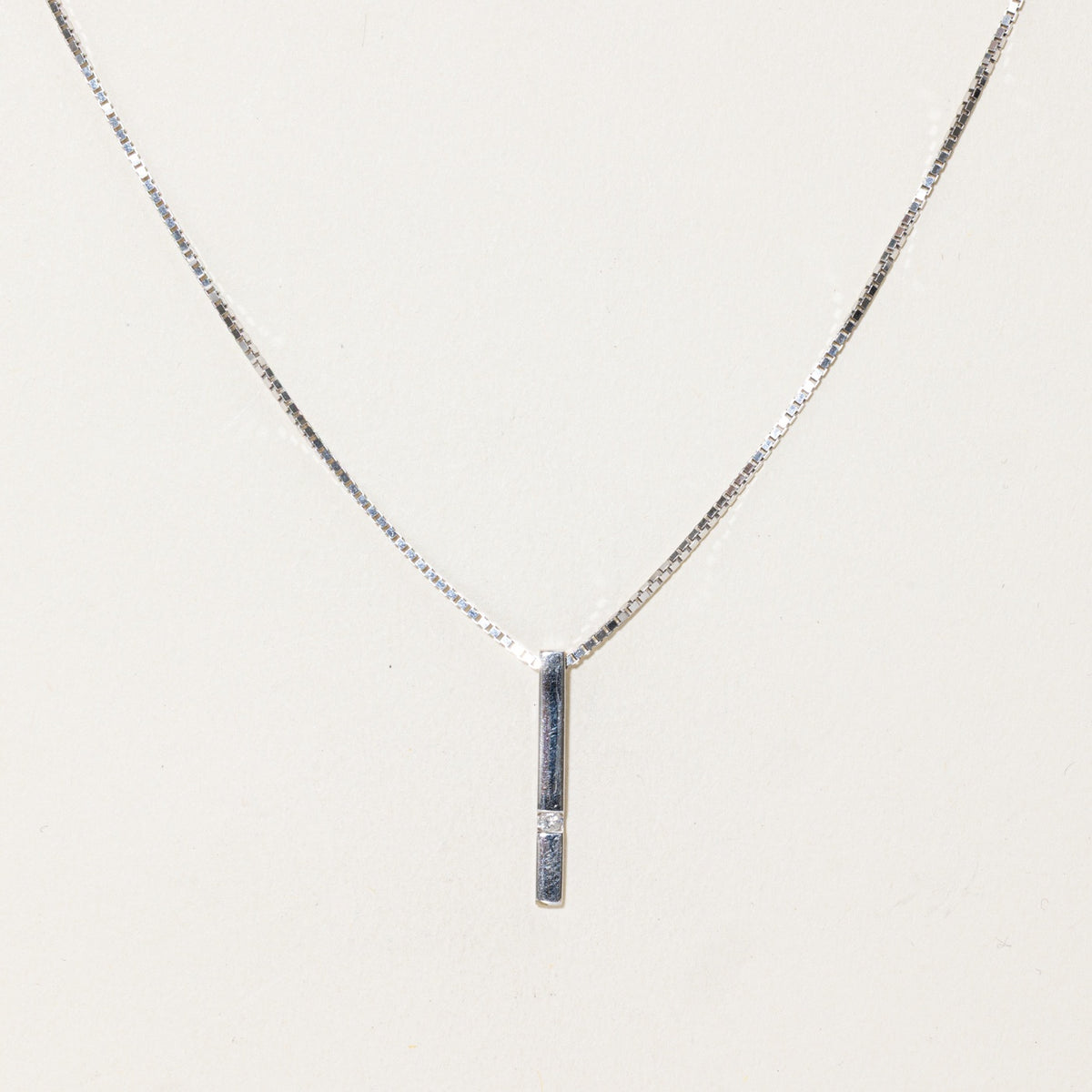 London Flush Set Diamond Bar Pendant Necklace | 19"
