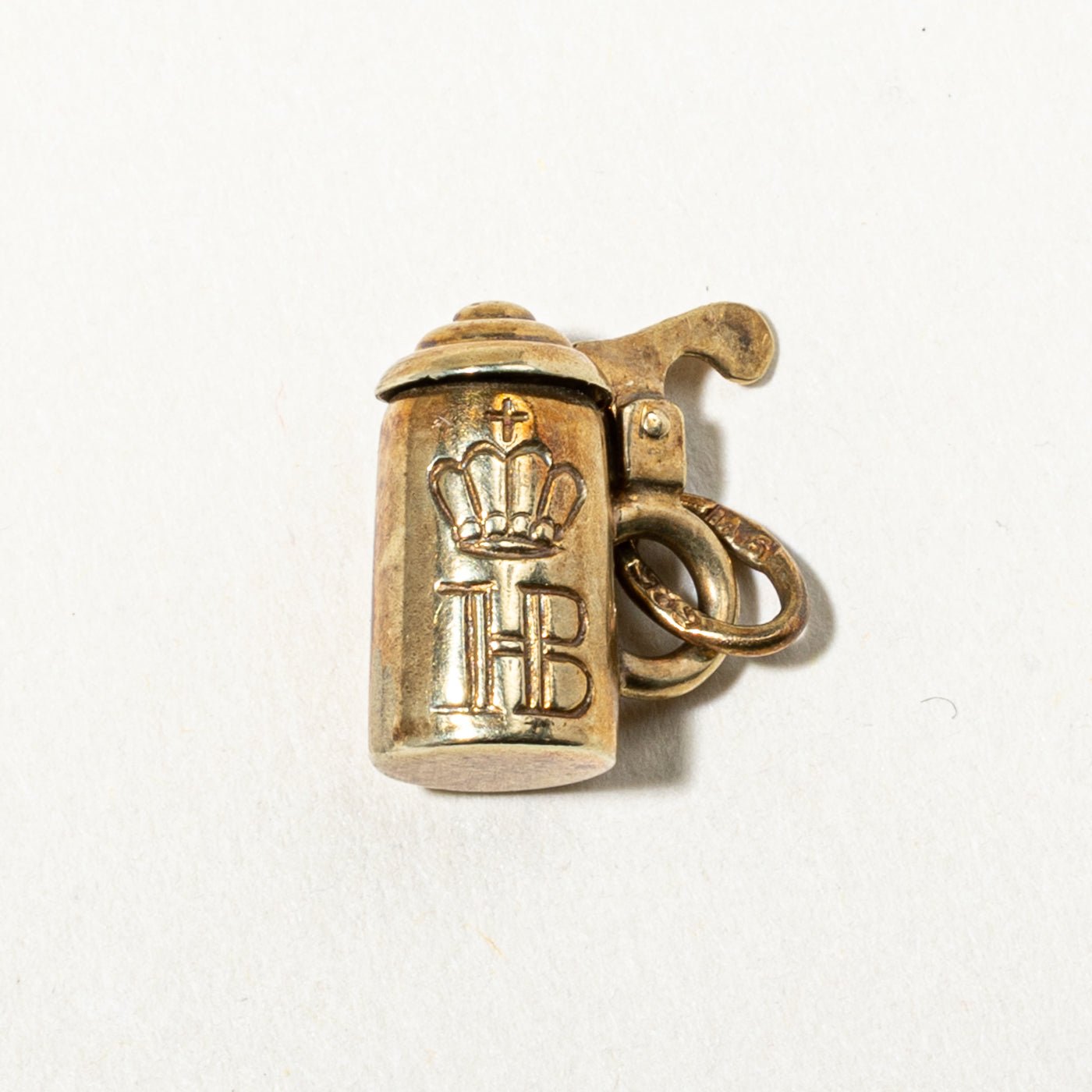 Vintage Italian Yellow Gold Engraved Beer Stein Charm