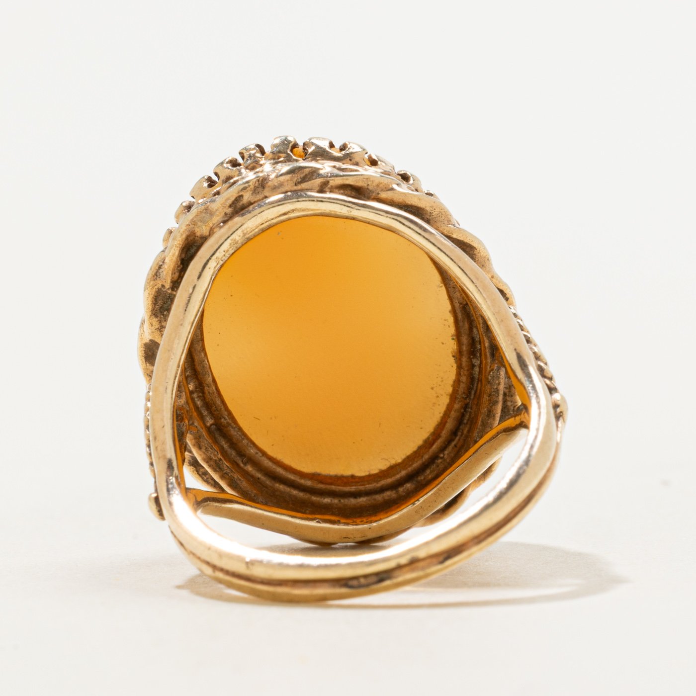 10K Ring with Shell Cameo