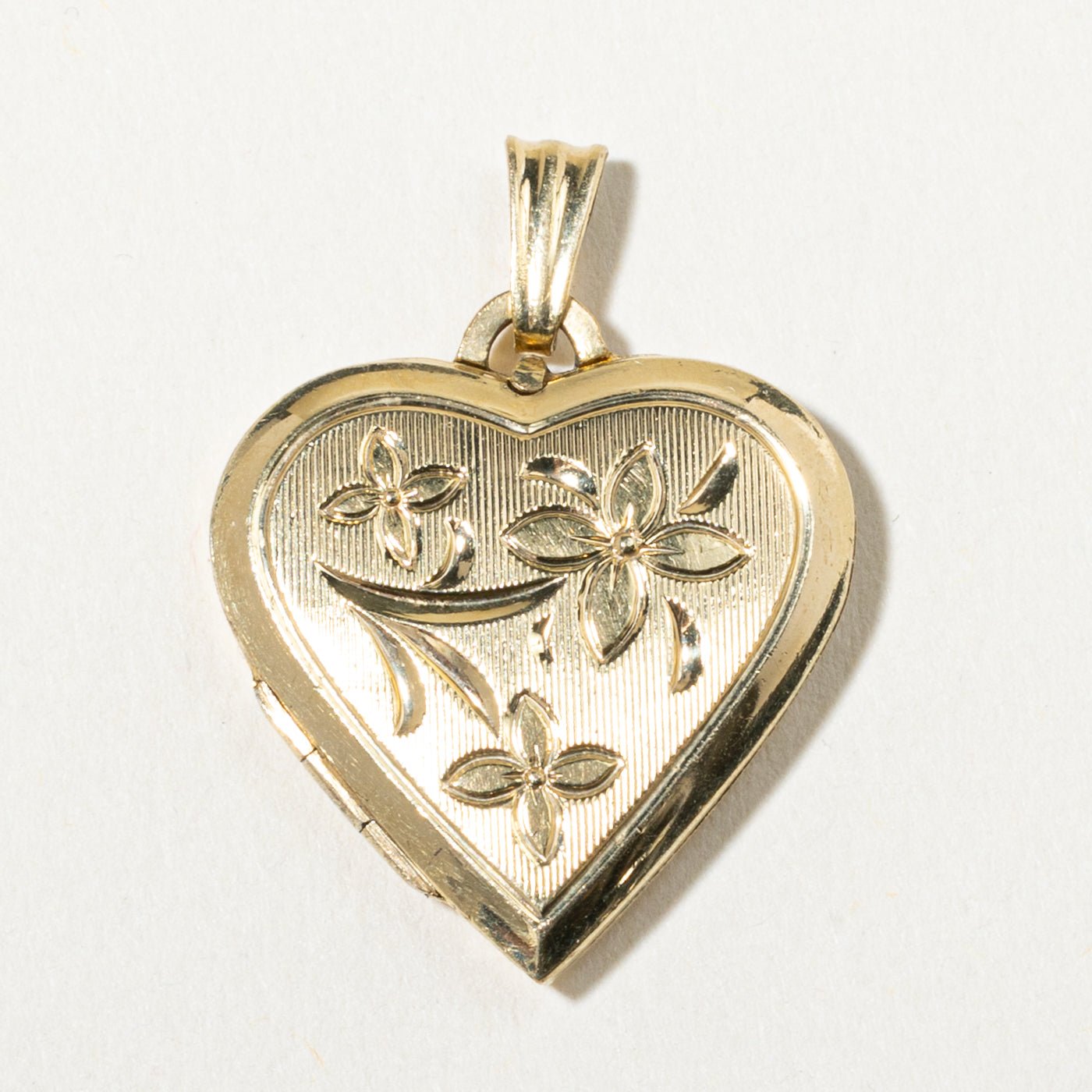 14k Yellow Gold Floral Engraved Heart Locket