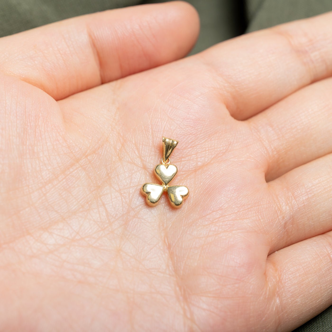 18k Yellow Gold Shamrock Heart Charm