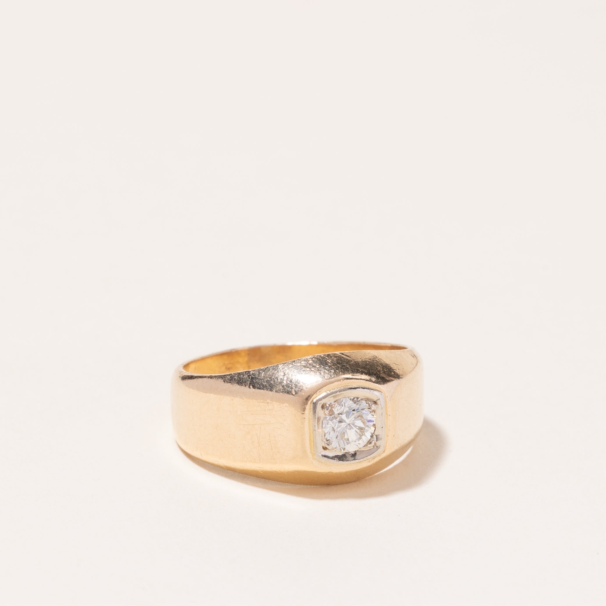 Bague en or jaune et blanc 10 carats sertie d'un diamant de 0,36 ct | Taille 7