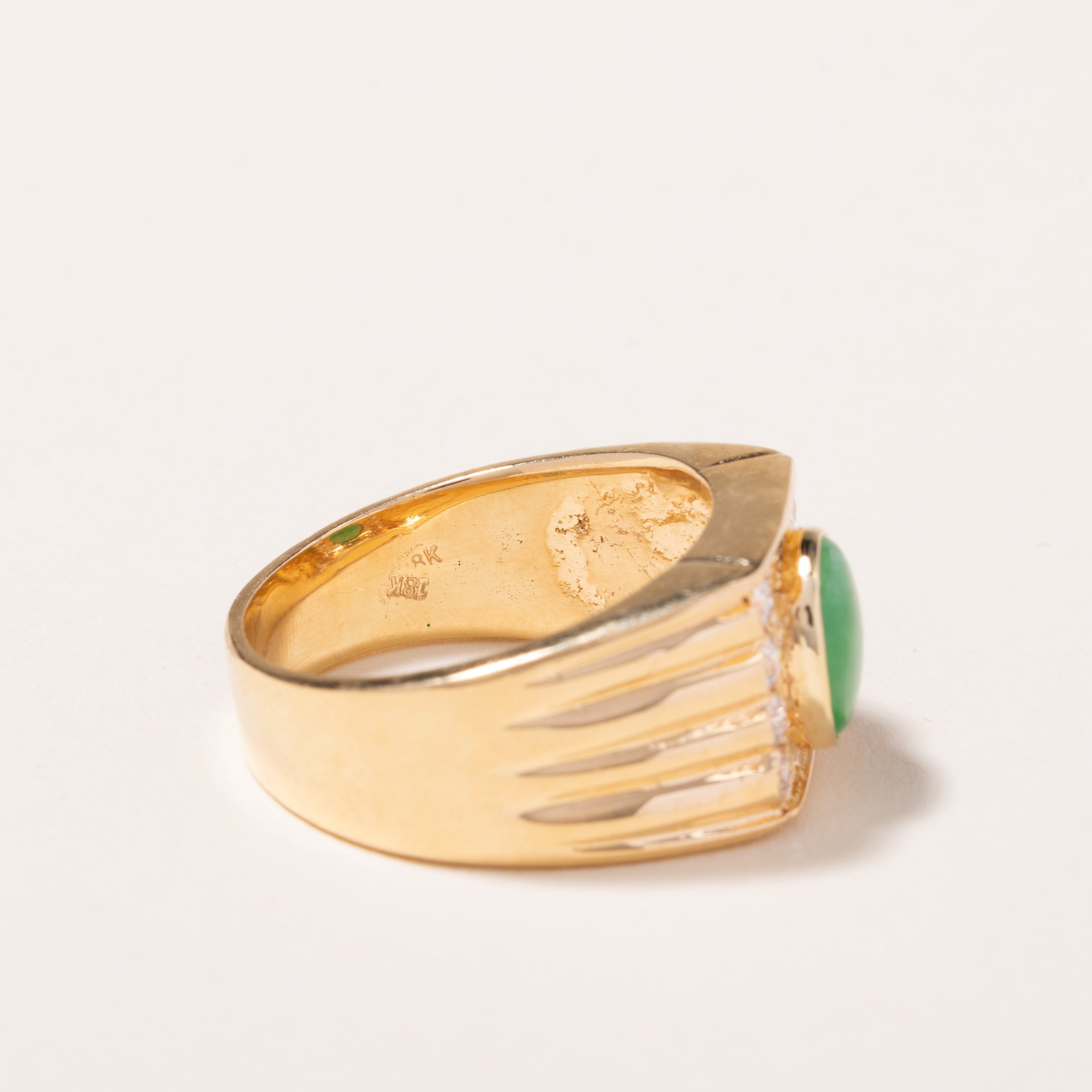 18k Yellow Gold Jade and Diamond Ring | 9.00x7.30x2.30mm, 0.46ctw | SZ 9.75