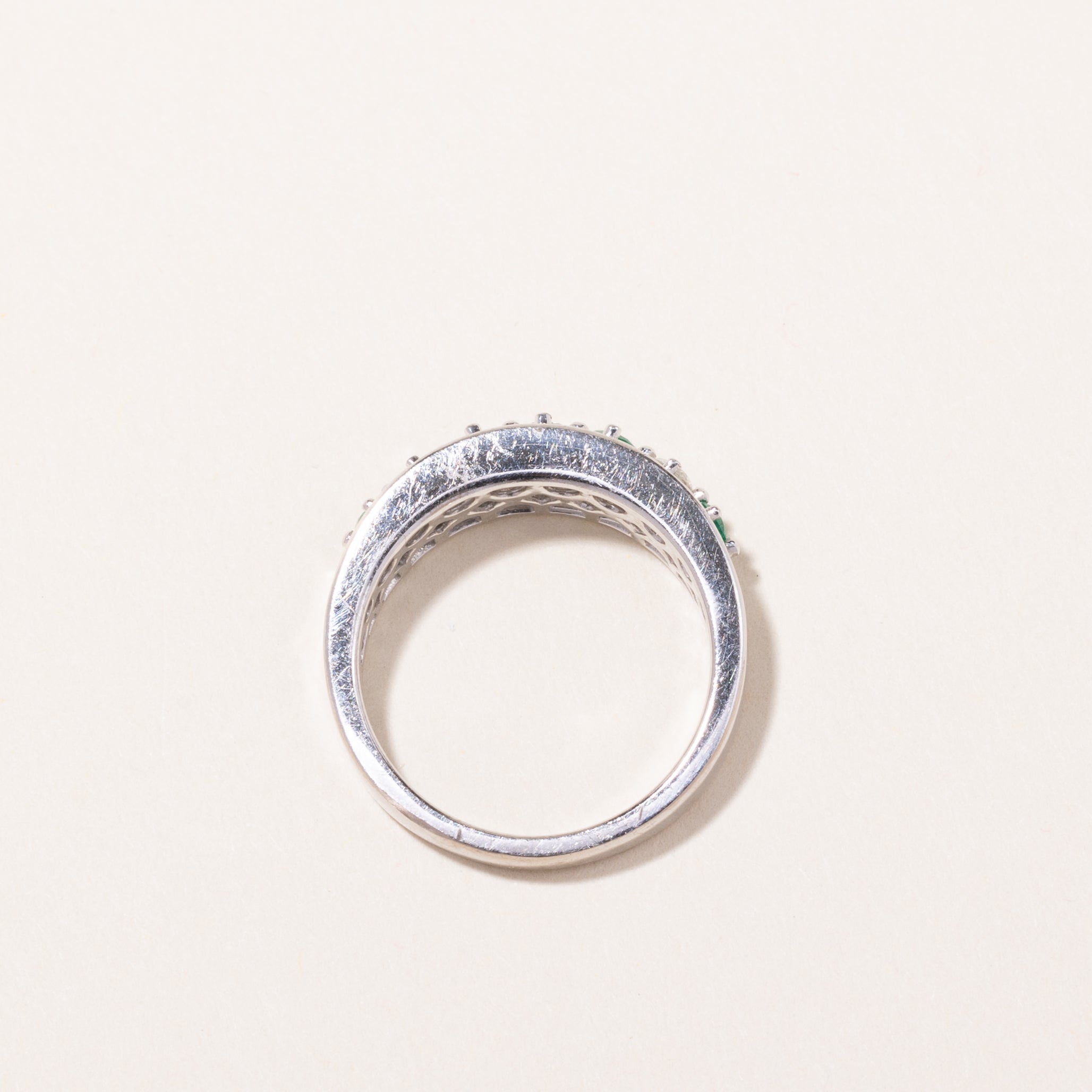 18k White Gold Emerald & Diamond Ring | 0.21ctw, 0.20ctw | SZ 6.75