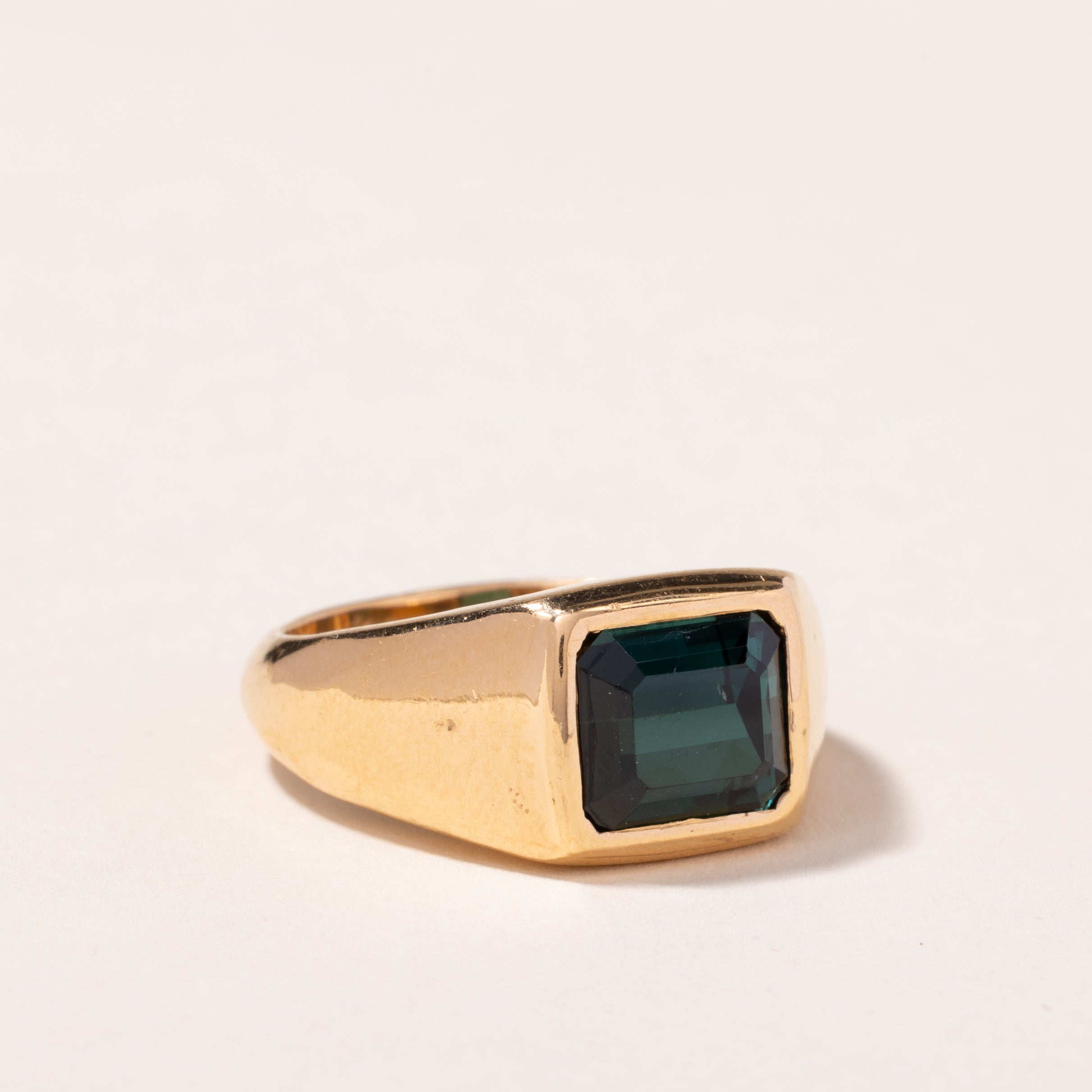 Bague en or jaune 22 carats et tourmaline verte | 4,24 ct | Taille 8,25