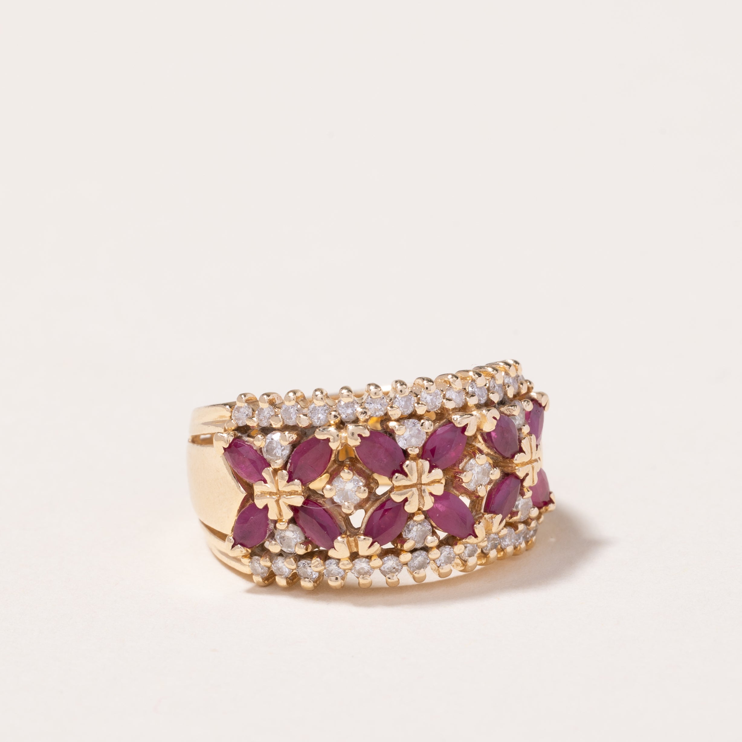 14k Yellow Gold Ruby and Diamond Ring | 0.94ctw, 0.22ctw, 0.39ctw | SZ 7