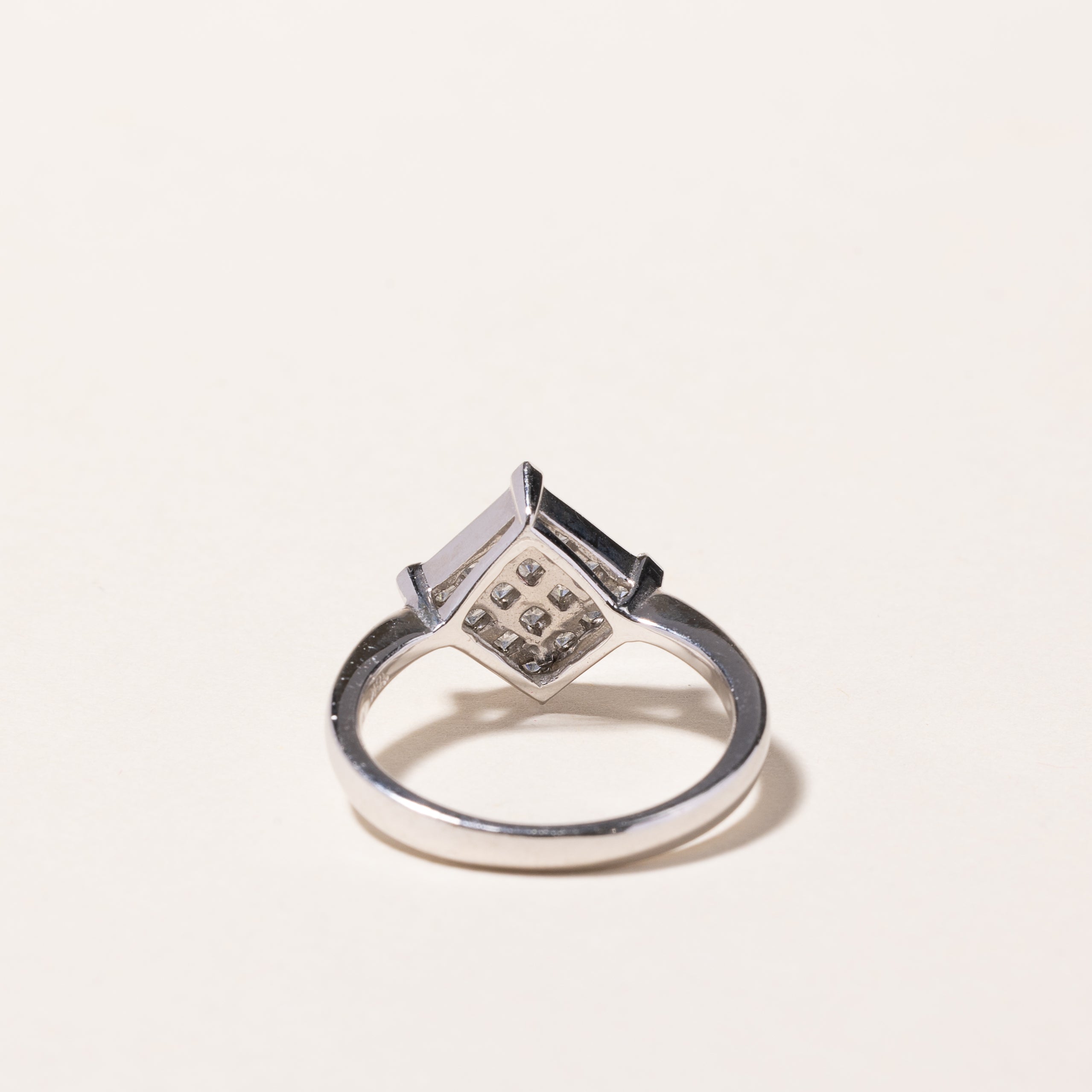 18k White Gold Diamond Cluster Ring | 0.71ctw | SZ 6