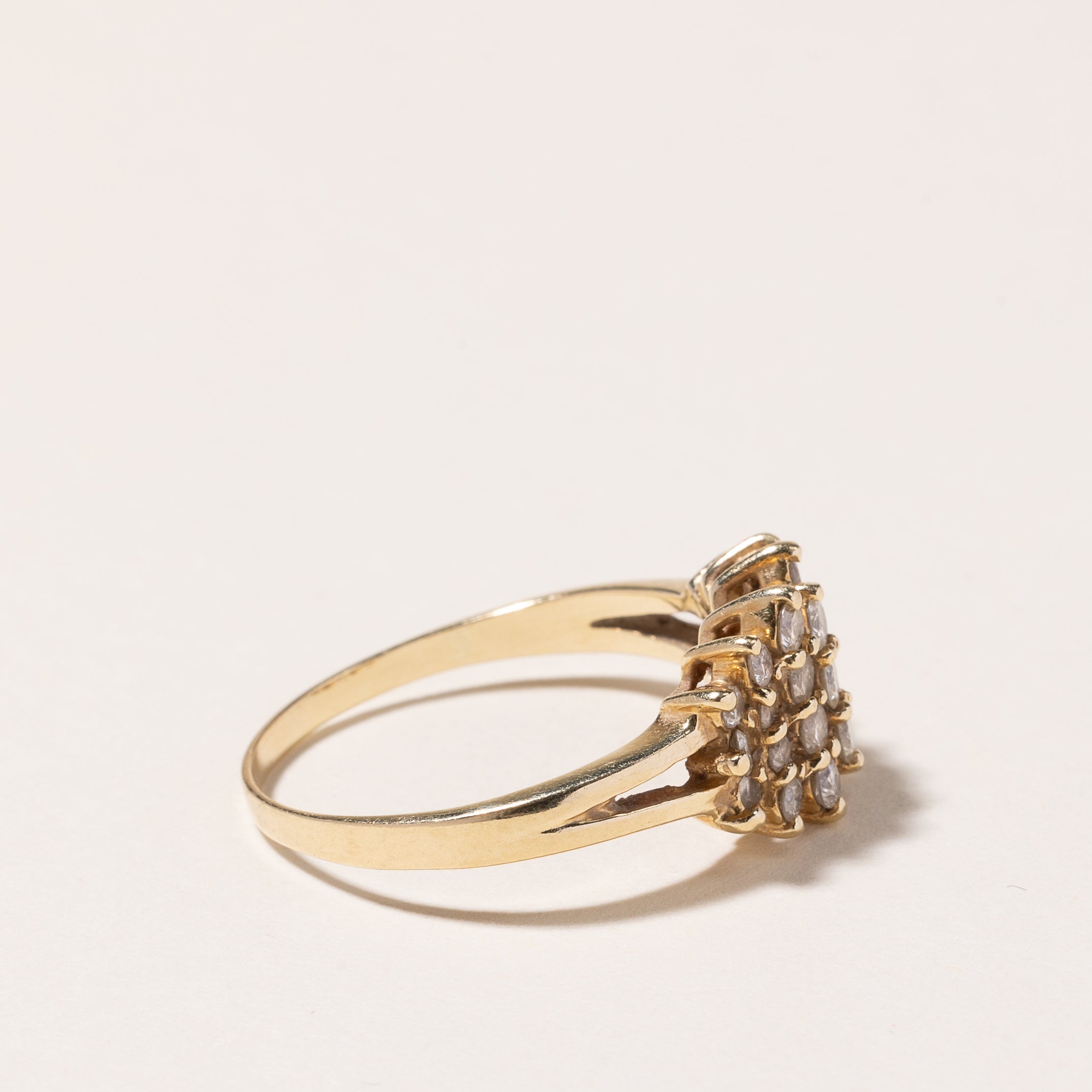 14k Yellow Gold Diamond Cluster Ring | 0.94ctw | SZ 8.75