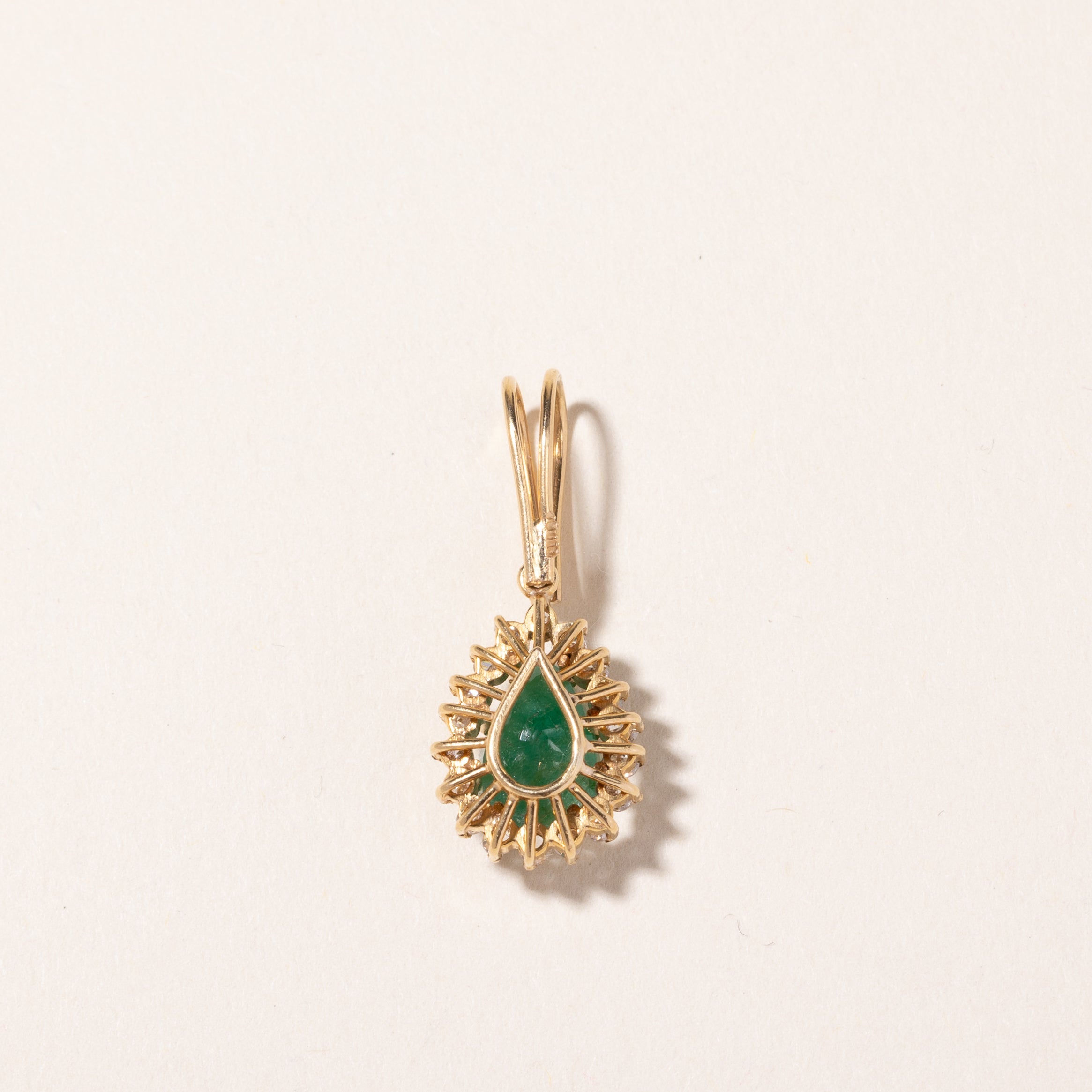 18k Yellow Gold Emerald & Diamond Pendant | 1.14ct, 0.34ctw |