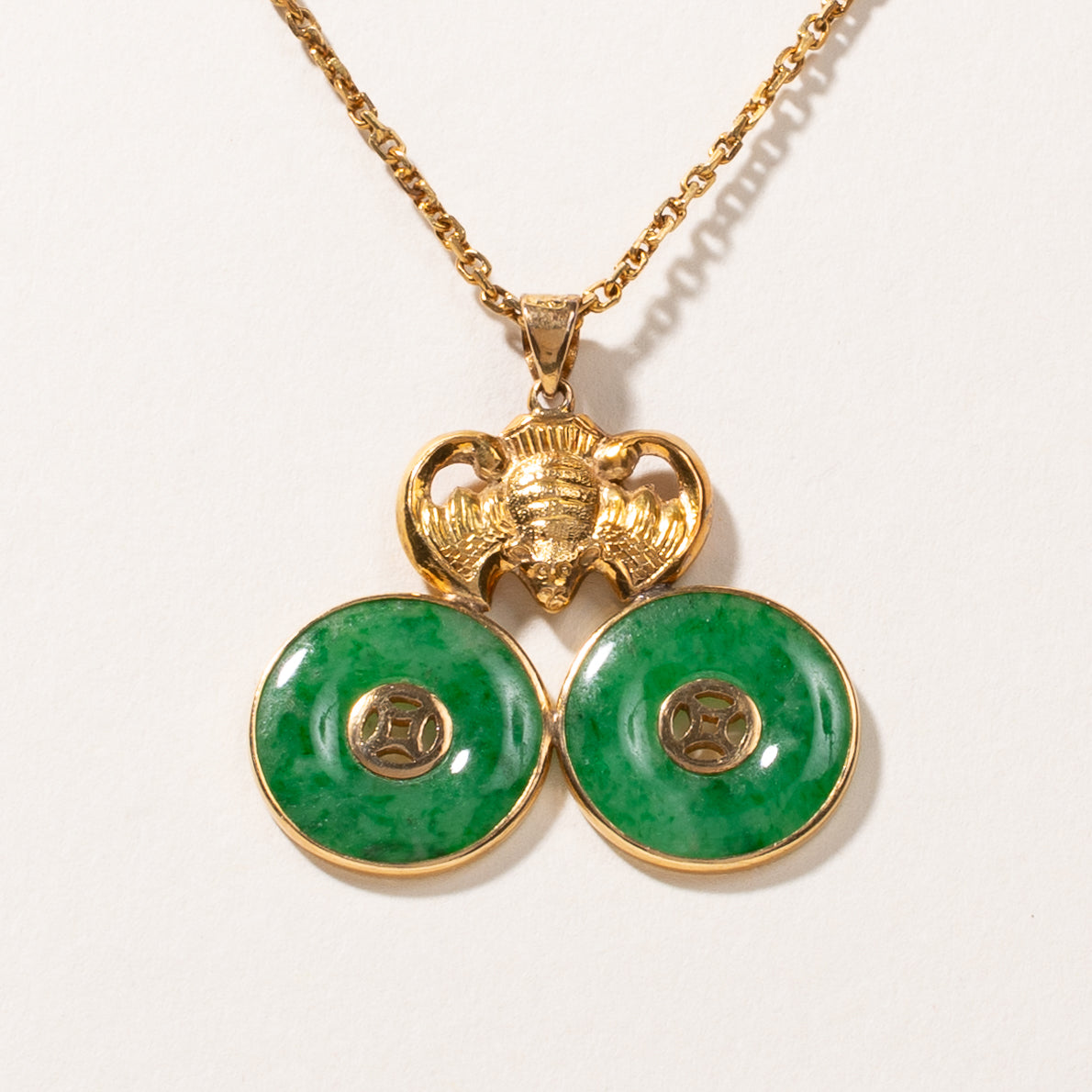 Collier en jade et or jaune 22 carats | 16,50 x 16,50 x 2,00 mm | 33 cm
