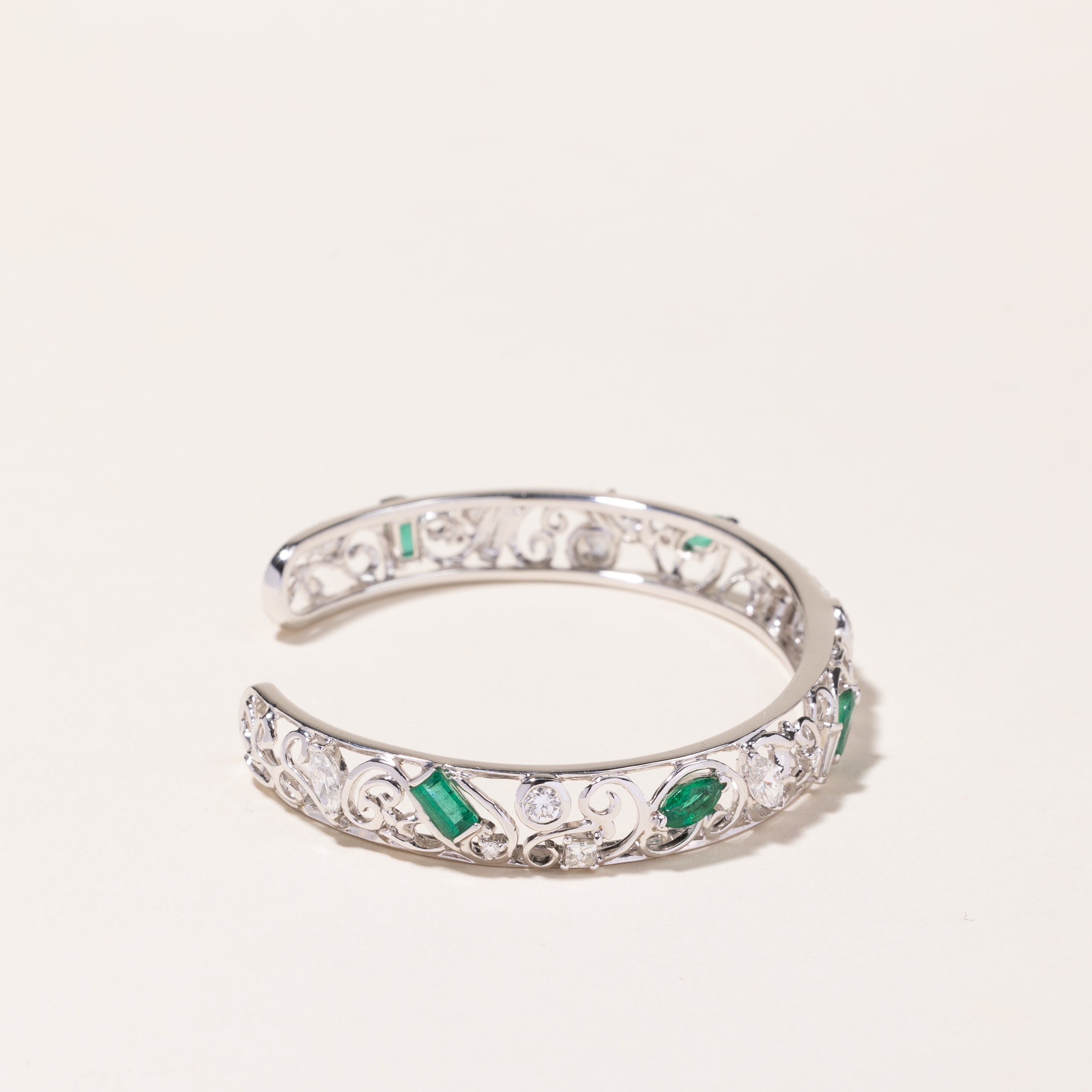 18k White Gold Emerald & Diamond Bracelet | 1.46ctw, 1.91ctw | 7"
