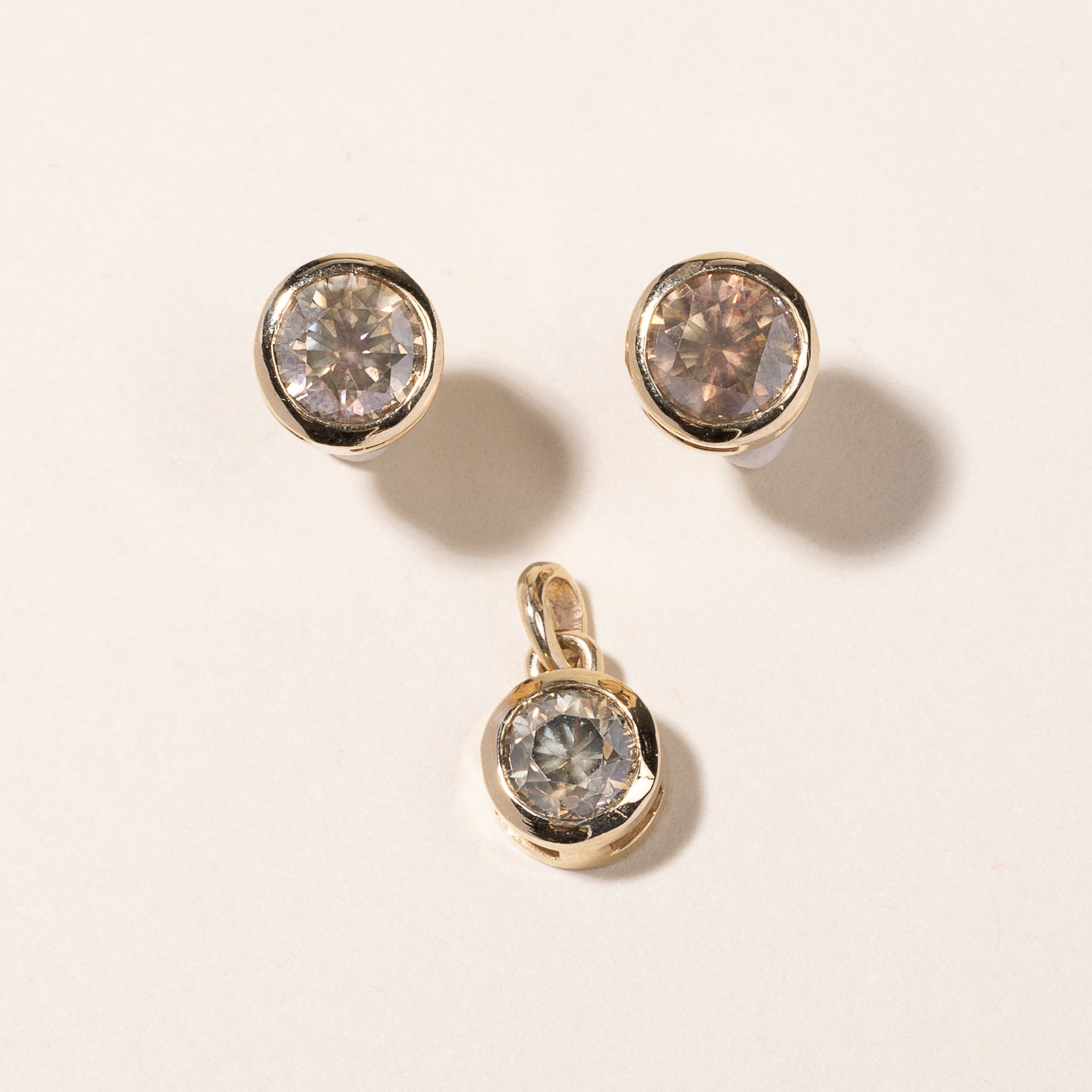 18K Yellow Gold Fancy Brown Diamond Earrings & Pendant Set | 2.34ctw, 0.93ct