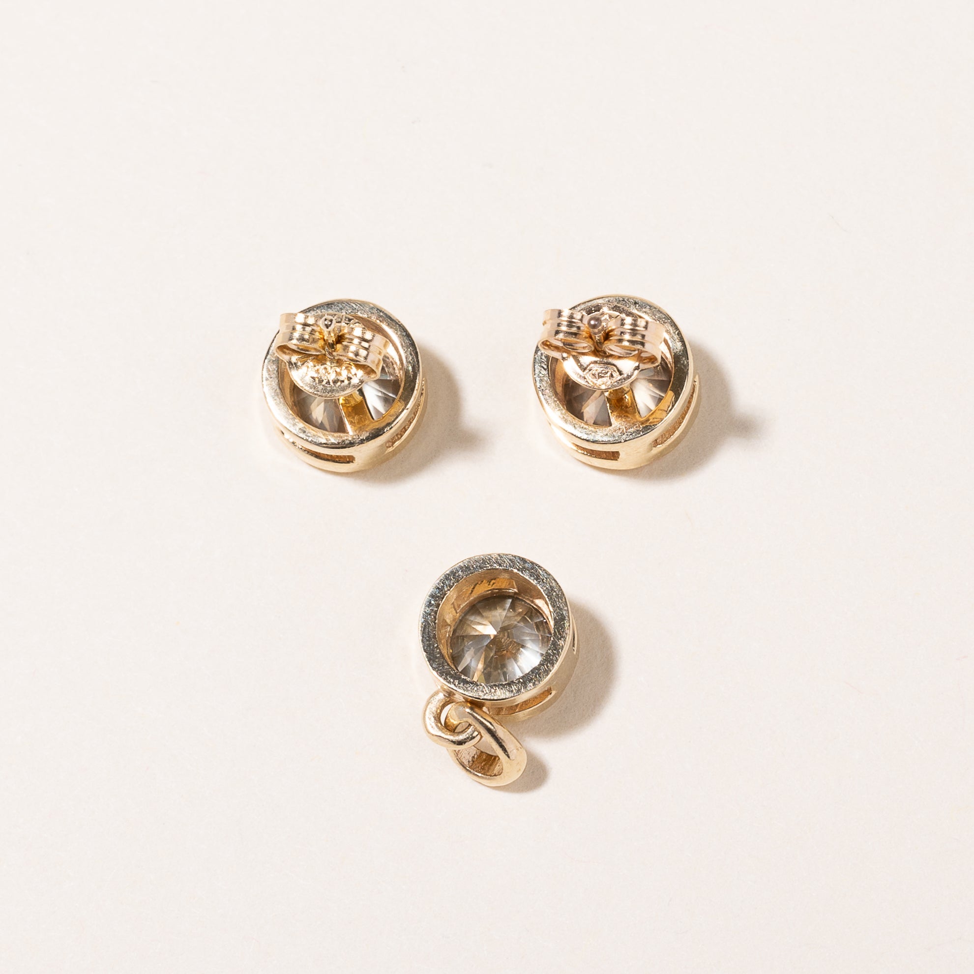 18K Yellow Gold Fancy Brown Diamond Earrings & Pendant Set | 2.34ctw, 0.93ct