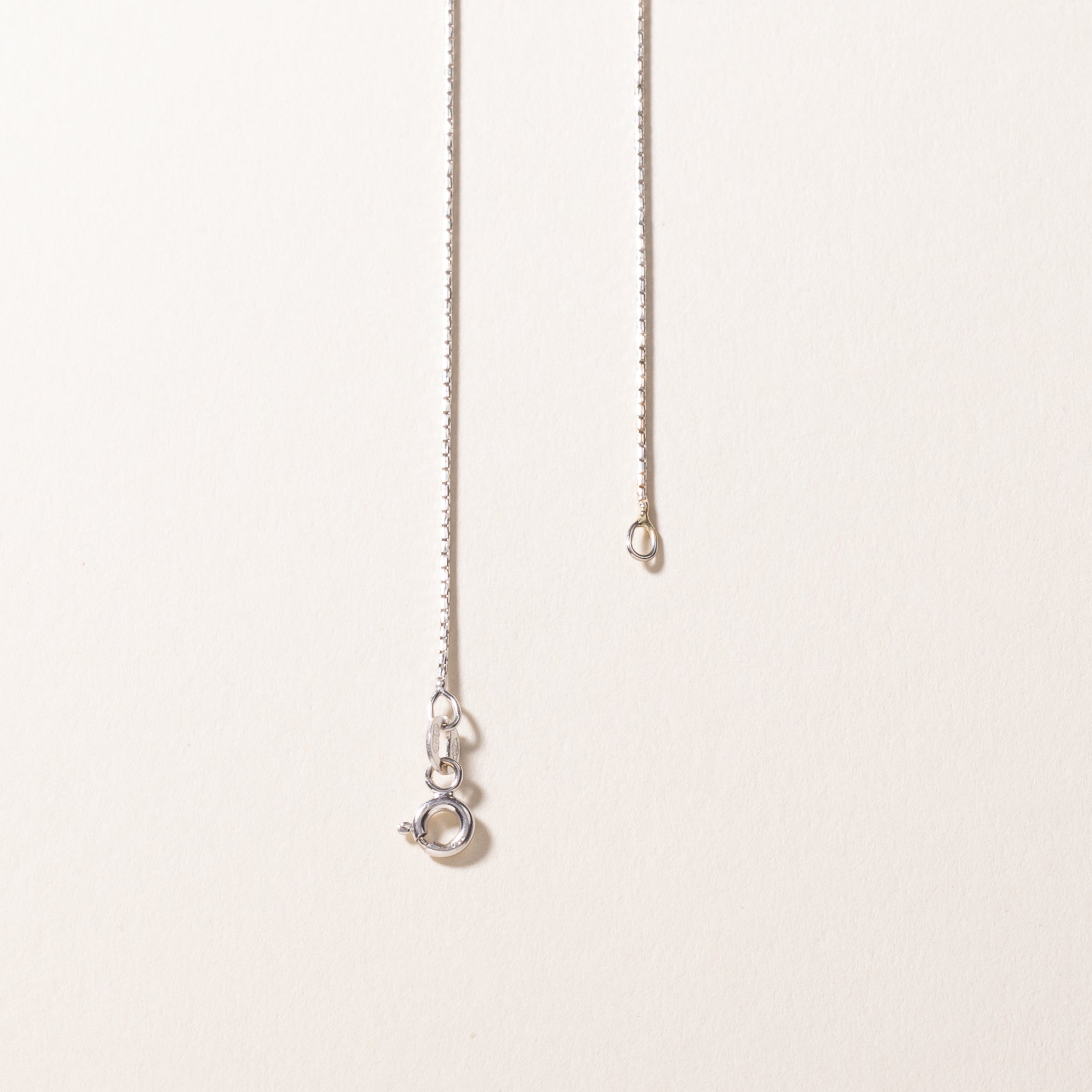 18k White Gold Diamond Necklace | 0.30ctw | 16"