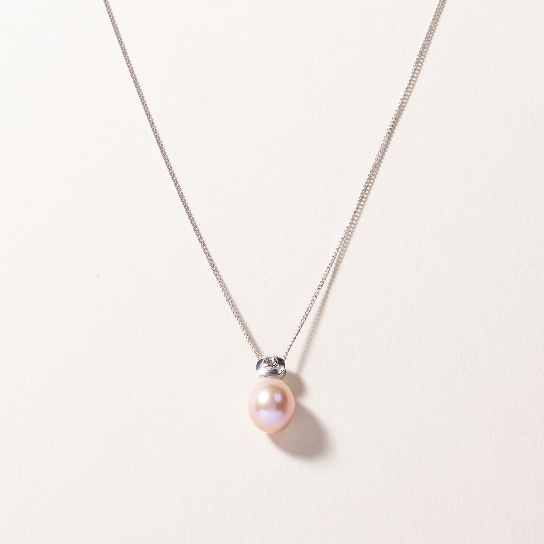Collier en or blanc 18 carats, perle rose et diamants | 9,60 x 8,30 x 8,00 mm, 0,01 ct | 40,6 cm
