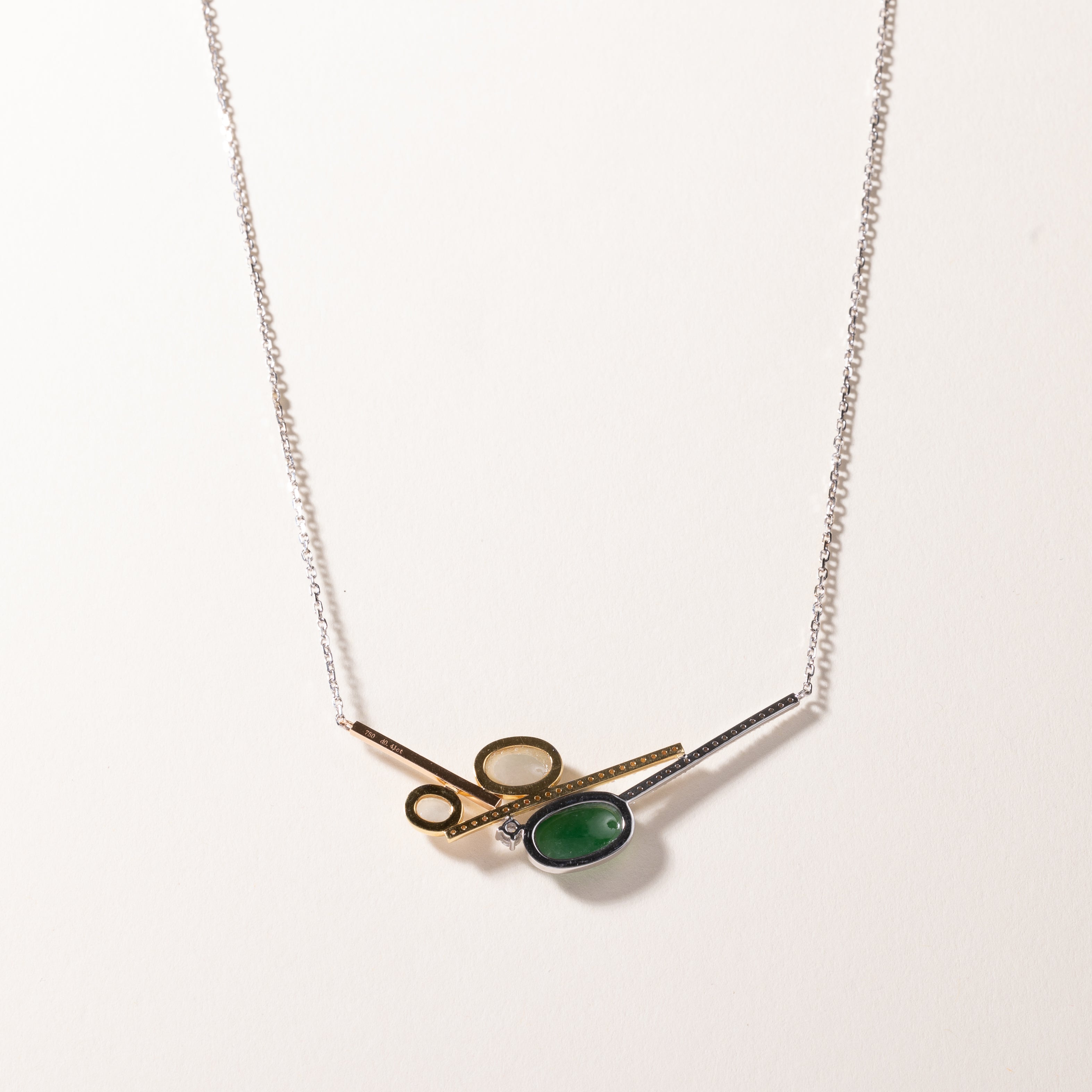Collier bicolore or, diamants et jade | 0,41 ct | 43-46 cm