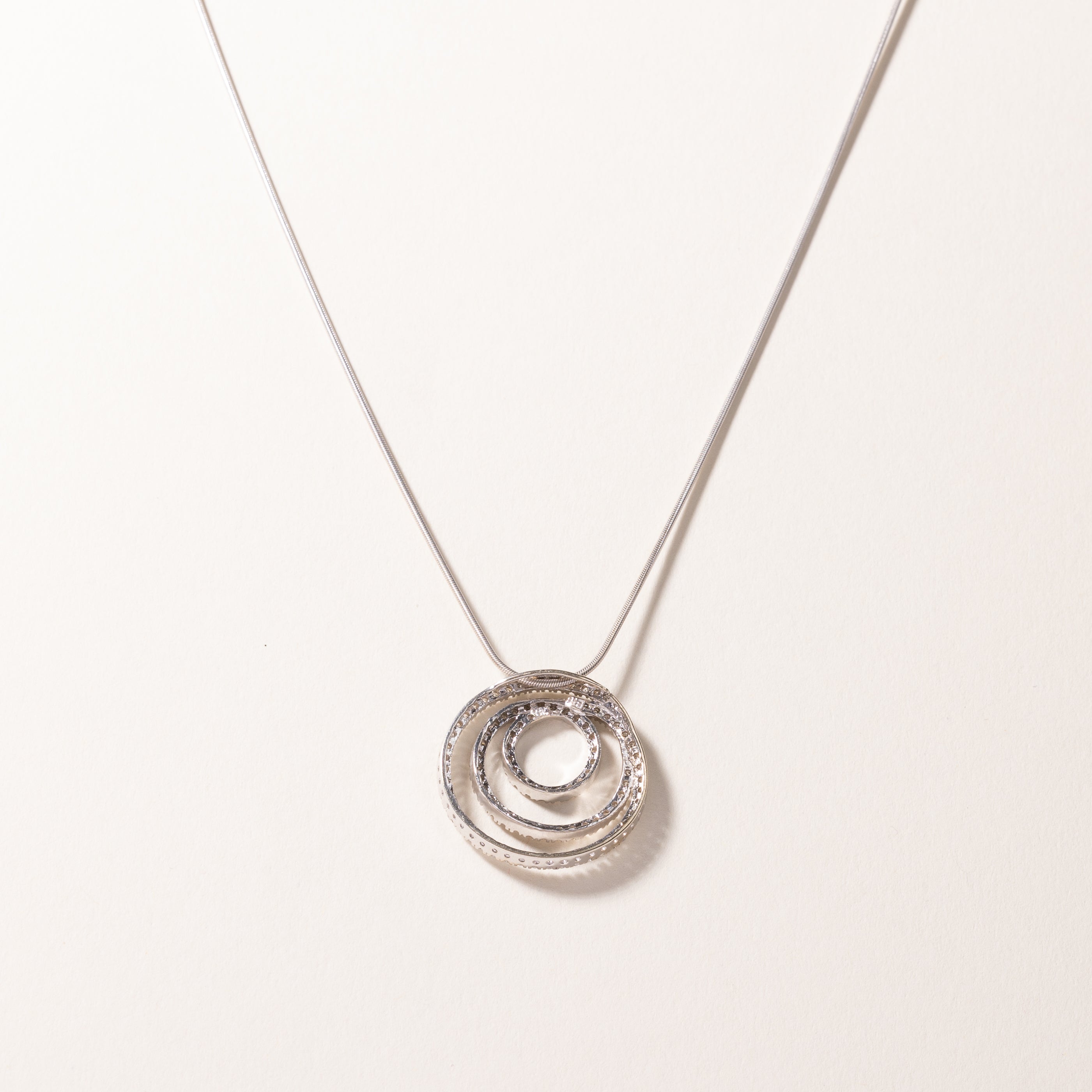 14k White Gold Diamond Necklace | 0.86ctw | 16"
